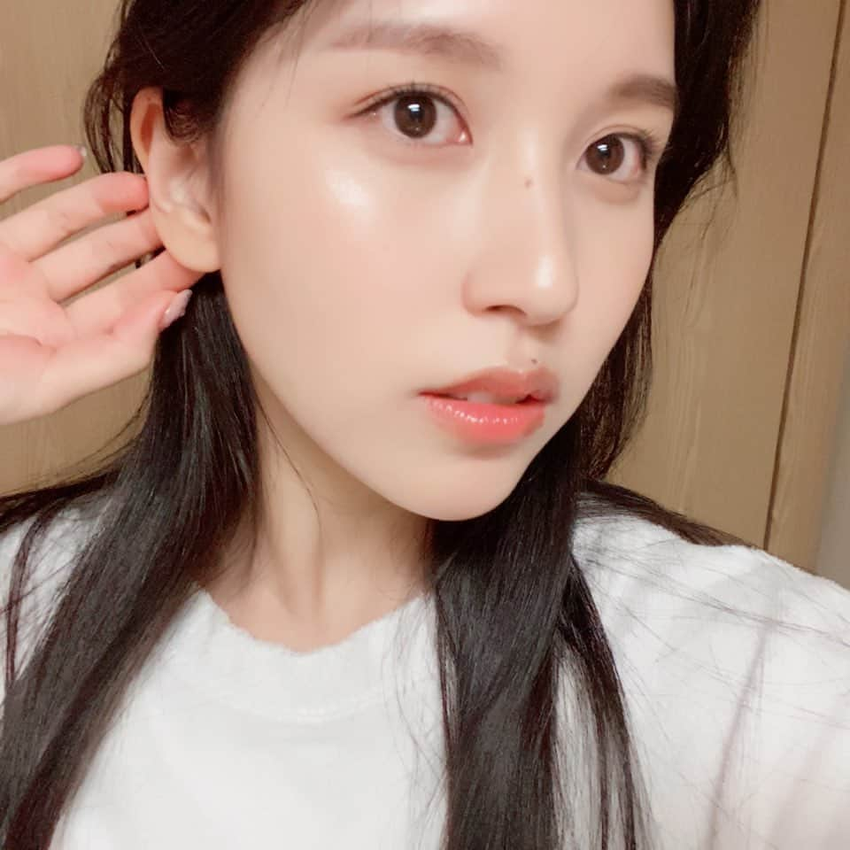 TWICEさんのインスタグラム写真 - (TWICEInstagram)「내츄럴메이크업 해봤는데 잘됐으니까 올려야징💄」3月18日 20時55分 - twicetagram