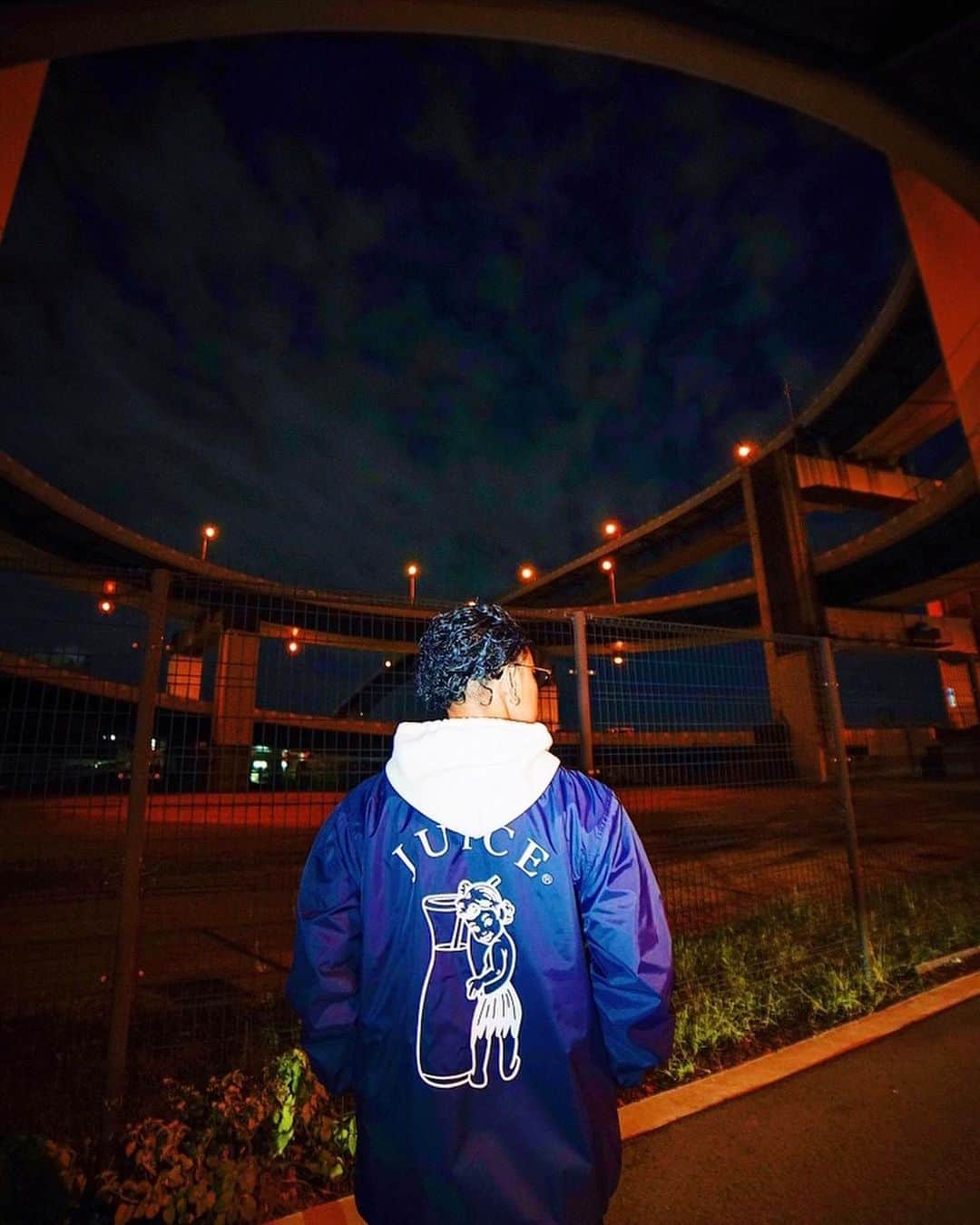寿君さんのインスタグラム写真 - (寿君Instagram)「🪐宇宙人到来👽🛸🍹🍹🍹 @juice_jp #juice_jp #highlife_jp #osaka #japan  photo by @eikihosomi 📸」3月18日 21時08分 - kotobuki_kun_1048