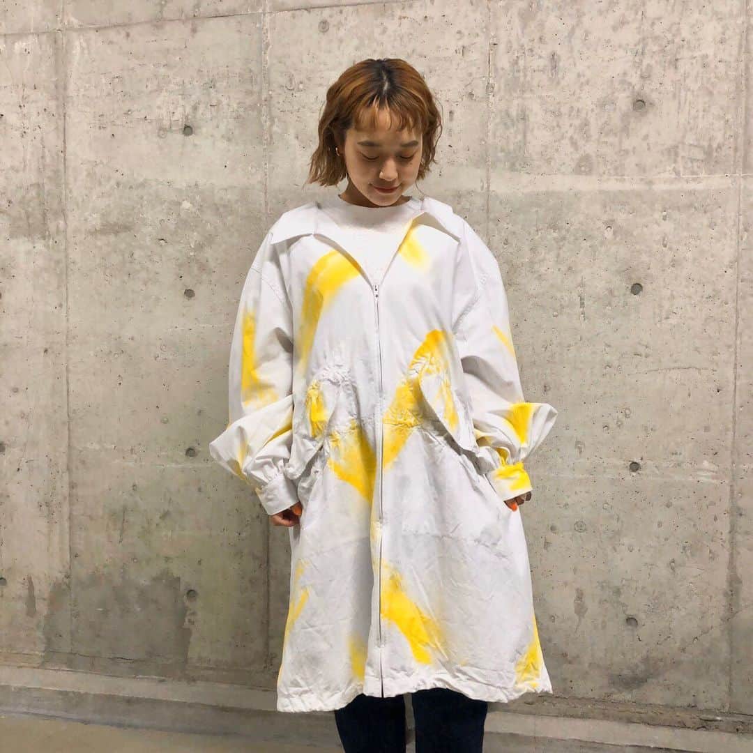 のインスタグラム：「【 77 circa】 . new arrival🧸  coat item no : 6119-0591 price : 49,000+tax . @beams_kobe ☎️078-335-2720 #beams#bprbeams#beamsplus#beamsboy#raybeams#beamst#kodomobeams#fumietanaka#instafashion#instagood#outfit#outfitoftheday#fashion#ootd#beamskobe#kobe#japan#77circa#リメイク#ビームス#レイビームス#ビームスボーイ#スプリングコート」