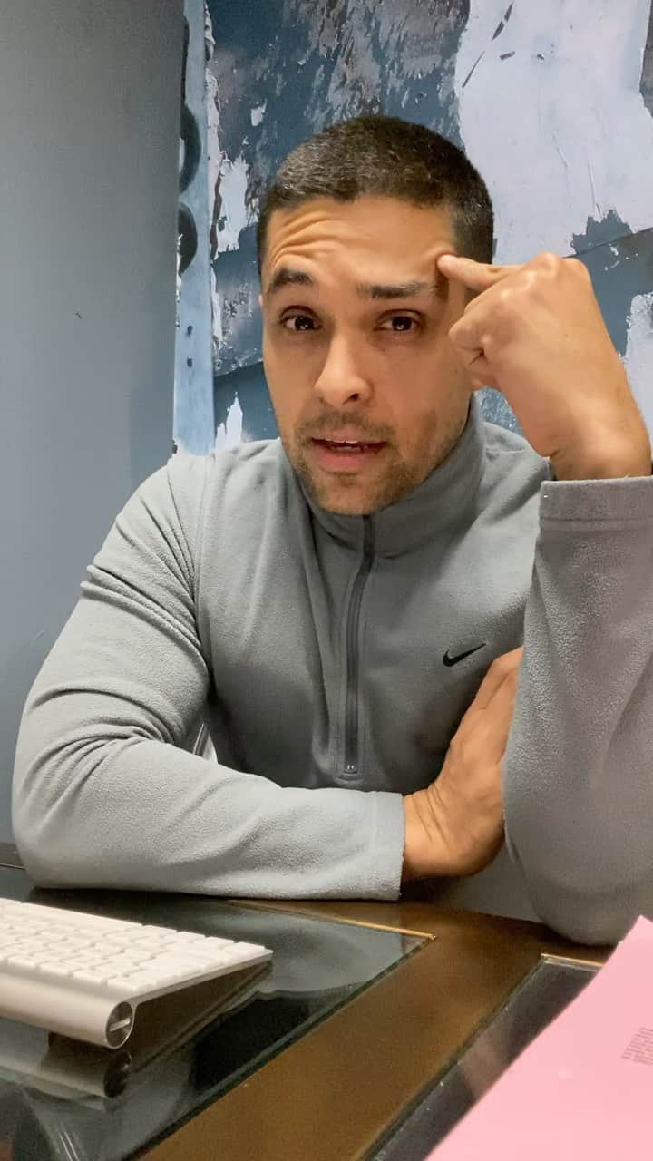 ウィルマー・バルデラマのインスタグラム：「As we visit our moments of reflection, here’s a thought.. a perspective we shouldn’t lose as we navigate this life changing experience.. from my heart to yours.. I love you guys.  #Covid19 #CoronaVirus #InThisLifeTogether #Perspective #Compassion #WeAreAllInThisTogether」