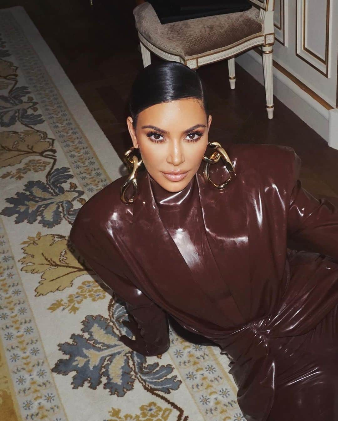 キム・カーダシアンさんのインスタグラム写真 - (キム・カーダシアンInstagram)「🍫 BALMAIN 🍫」3月18日 14時48分 - kimkardashian