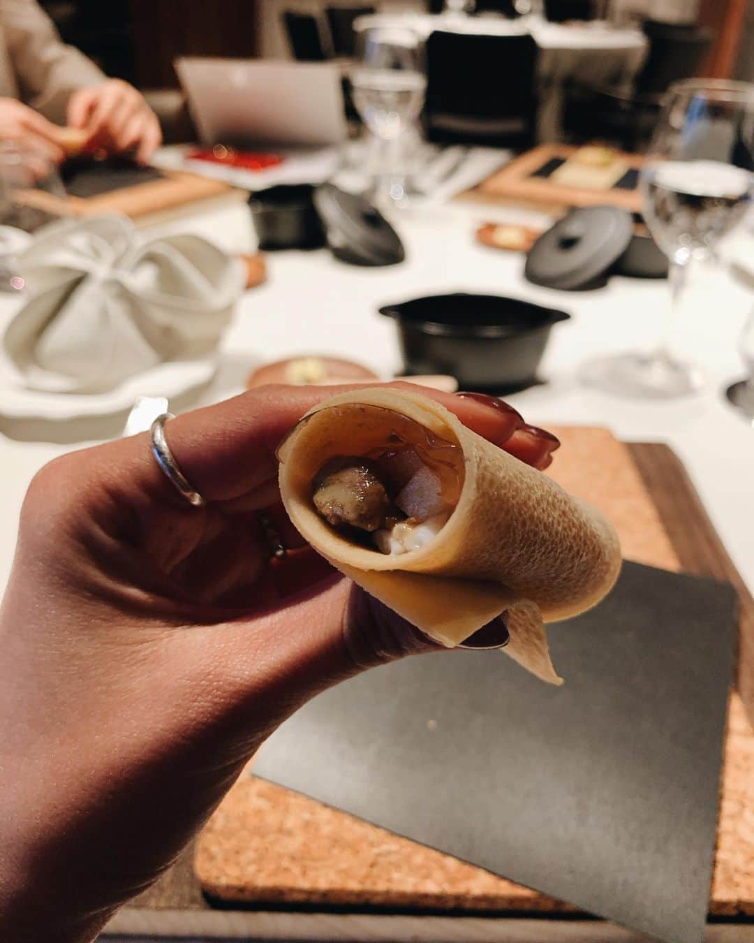 小西翼さんのインスタグラム写真 - (小西翼Instagram)「. お誕生日のお祝いをして もらったグランドダイヤ✨ お料理も綺麗で接客も素敵で すごく居心地が良かった👶🏻♥️ . 名古屋でお2人に出会えて うれしかった😭💕 ありがとうございます🙇🏽‍♀️ #グランドダイヤ」3月18日 15時12分 - tucha_k