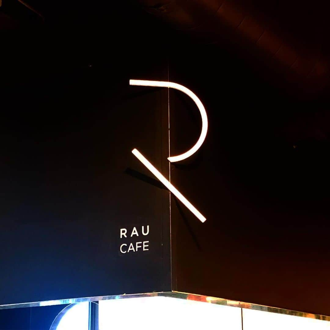 太田りこさんのインスタグラム写真 - (太田りこInstagram)「#r #raucafe #keihan #cafe #kyoto #rau#goodnaturestation #r_correction」3月18日 15時13分 - porico0617