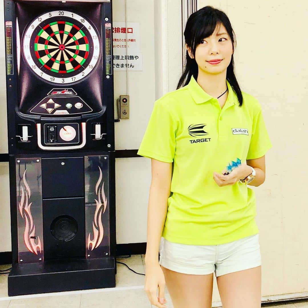 田渕亜季さんのインスタグラム写真 - (田渕亜季Instagram)「. 【My uniform collection】 Japanese darts player Aki Tabuchi 🎯 I will upload my image at random！ Would appreciate if you could share my instagram with the people all over the world . . .  #ユニフォーム #target  #axf #ダーツ #darts #田渕亜季  #ユニフォーム女子 #プロダーツ  #AkiTabuchi #targetdarts #teamtarget #ダーツプロ」3月18日 15時32分 - akitabuchi.official