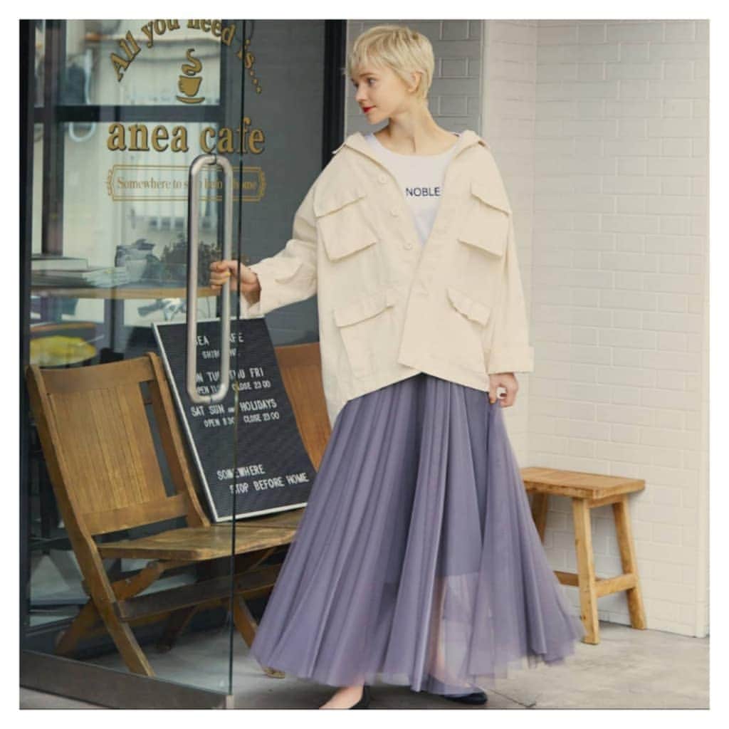 furryrate officialのインスタグラム：「. 【FURRYRATE 2020 spring collection】 . 上品とカジュアルの絶妙なバランスで 抜け感ある春アイテムを多数展開 . . #furryrate #furry #ファーリーレート #ファーリー #spring #springfashion  #springcollection #jacket #military #ミリタリージャケット #春 #jacket #ミリタリー #fasion #ダメージ加工 #チュール #skirt #チュールスカート」