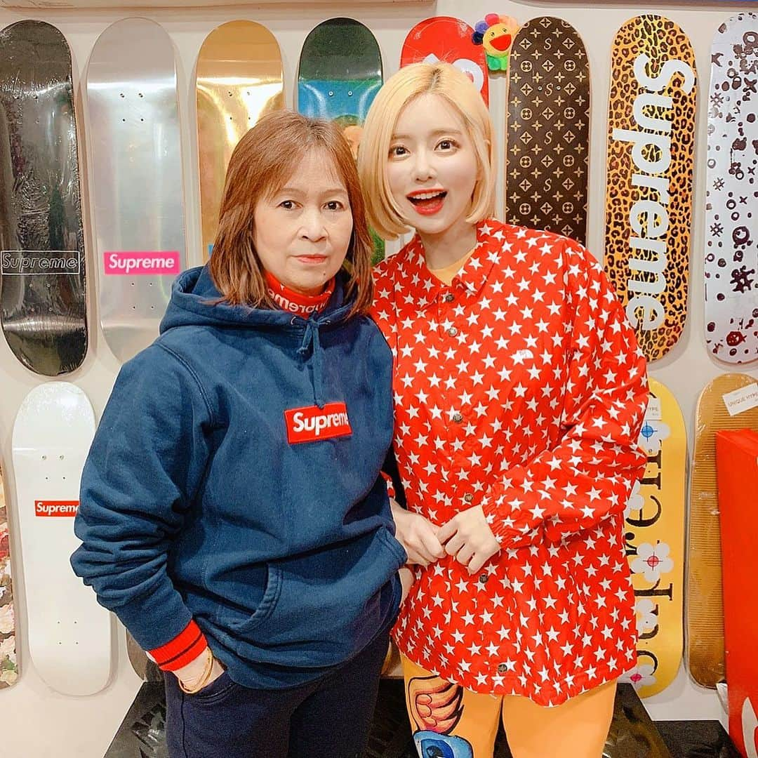 Dj Sodaさんのインスタグラム写真 - (Dj SodaInstagram)「스트릿패션계의 대모 OG MA 언니!!😘❤️ Guess who I met? The legendary OG MA #ifyouknowyouknow」3月18日 16時10分 - deejaysoda