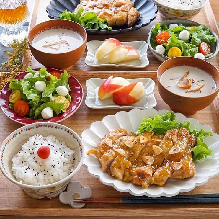 Locariのインスタグラム：「【“自慢の彼女”に昇格♡彼からのリピート確定「愛されボリュームおかず」10選】 photo　by　@hitomi_kawakami　さん ・ ・ ・ #ごはん #おうちごはん#夜ごはん#献立#食卓#夕食」