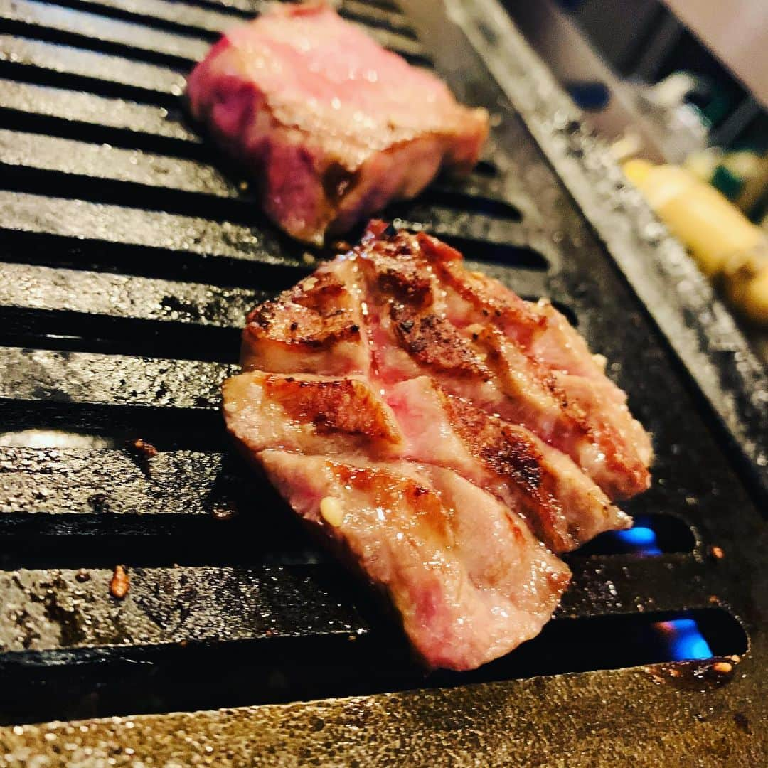 ますぶちさちよさんのインスタグラム写真 - (ますぶちさちよInstagram)「恵比寿にある焼肉「おおにし」さんに行ってきた✨厚切りタン〜🤤全体的に大きくカットしてくれるから大満足のボリュームでした🥺✨ カウンターの感じもワイワイできてよかった🥩また行きたい！ #恵比寿　#焼肉おおにし　#厚切りタン　#焼肉　#ホルモン　#ハラミ　#大食い女子」3月18日 16時29分 - sachiyomasubuchi___