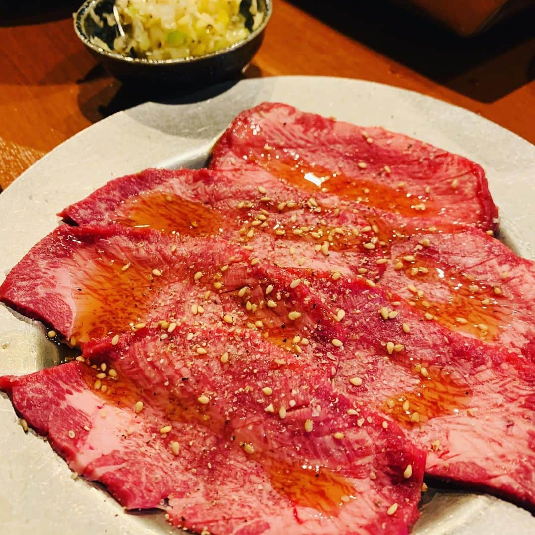 ますぶちさちよさんのインスタグラム写真 - (ますぶちさちよInstagram)「恵比寿にある焼肉「おおにし」さんに行ってきた✨厚切りタン〜🤤全体的に大きくカットしてくれるから大満足のボリュームでした🥺✨ カウンターの感じもワイワイできてよかった🥩また行きたい！ #恵比寿　#焼肉おおにし　#厚切りタン　#焼肉　#ホルモン　#ハラミ　#大食い女子」3月18日 16時29分 - sachiyomasubuchi___