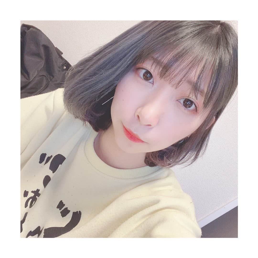 佐藤梨菜さんのインスタグラム写真 - (佐藤梨菜Instagram)「髪の毛伸びてきたから最近は内巻きブームきてる 耳かけてもかけなくても良き髪の毛。  #FEAM  #アイドル #idol #髪の毛 #内巻き #いいね #좋아요 #좋아요환영 #팔로우미 #korea #셀카 #셀카샷」3月18日 18時08分 - _ri7_s2