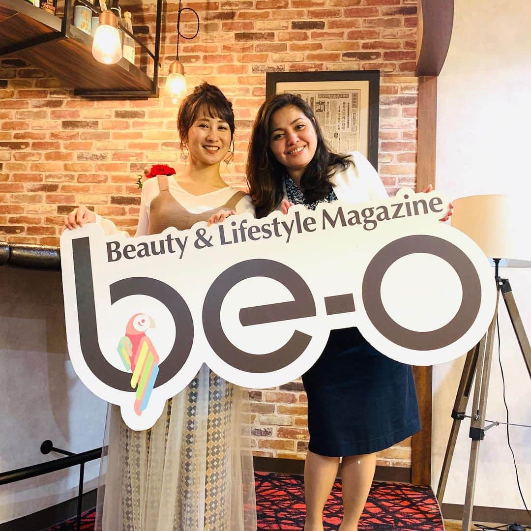 糸数美樹さんのインスタグラム写真 - (糸数美樹Instagram)「やっと手に入りましたー！ 3月号のbe-o👏👏 今月号からわたしの大好きな 「お金💰💴」 について先生方と勉強するコーナーがスタートしました🤗  一緒に賢くなりましょー♫ 県内コンビニでゲットしてねー！  #be-o #お金の育て方レッスン #ミキトニー #投資 #唐沢先生お世話になります」3月18日 19時38分 - mikitney0331
