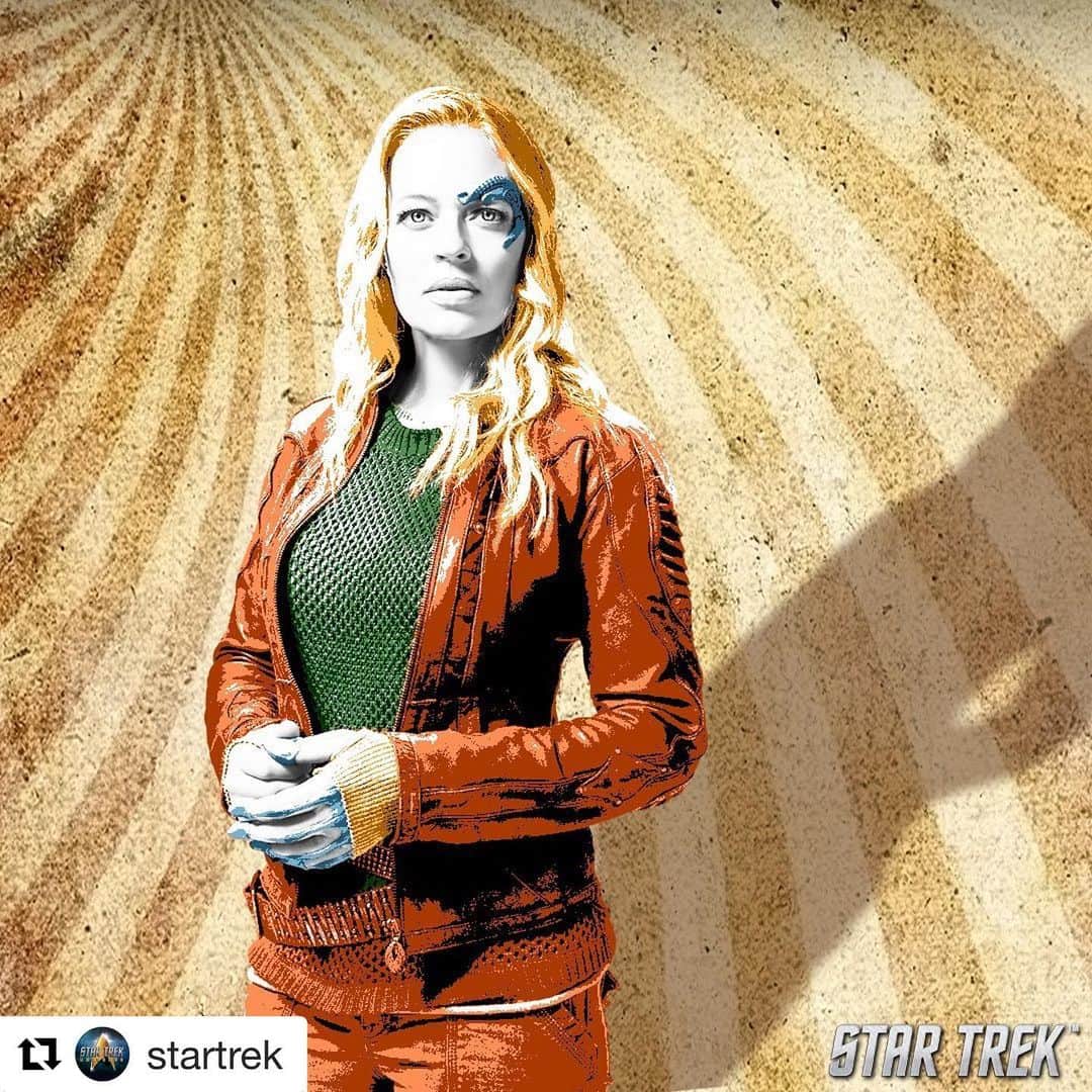 ジェリー・ライアンのインスタグラム：「#Repost @startrek with @get_repost ・・・ One fan shares why Seven of Nine’s return to the #StarTrekUniverse is groundbreaking in more than one way ✨ [link in bio]  #StarTrek #StarTrekPicard @startrekcbs」