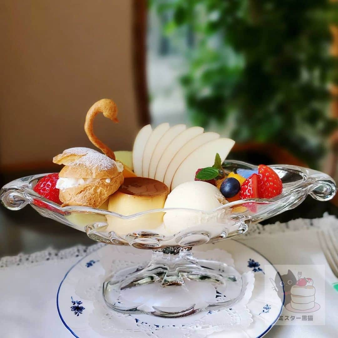 ミスター黒猫（黒猫仙人）のグルメインスタ