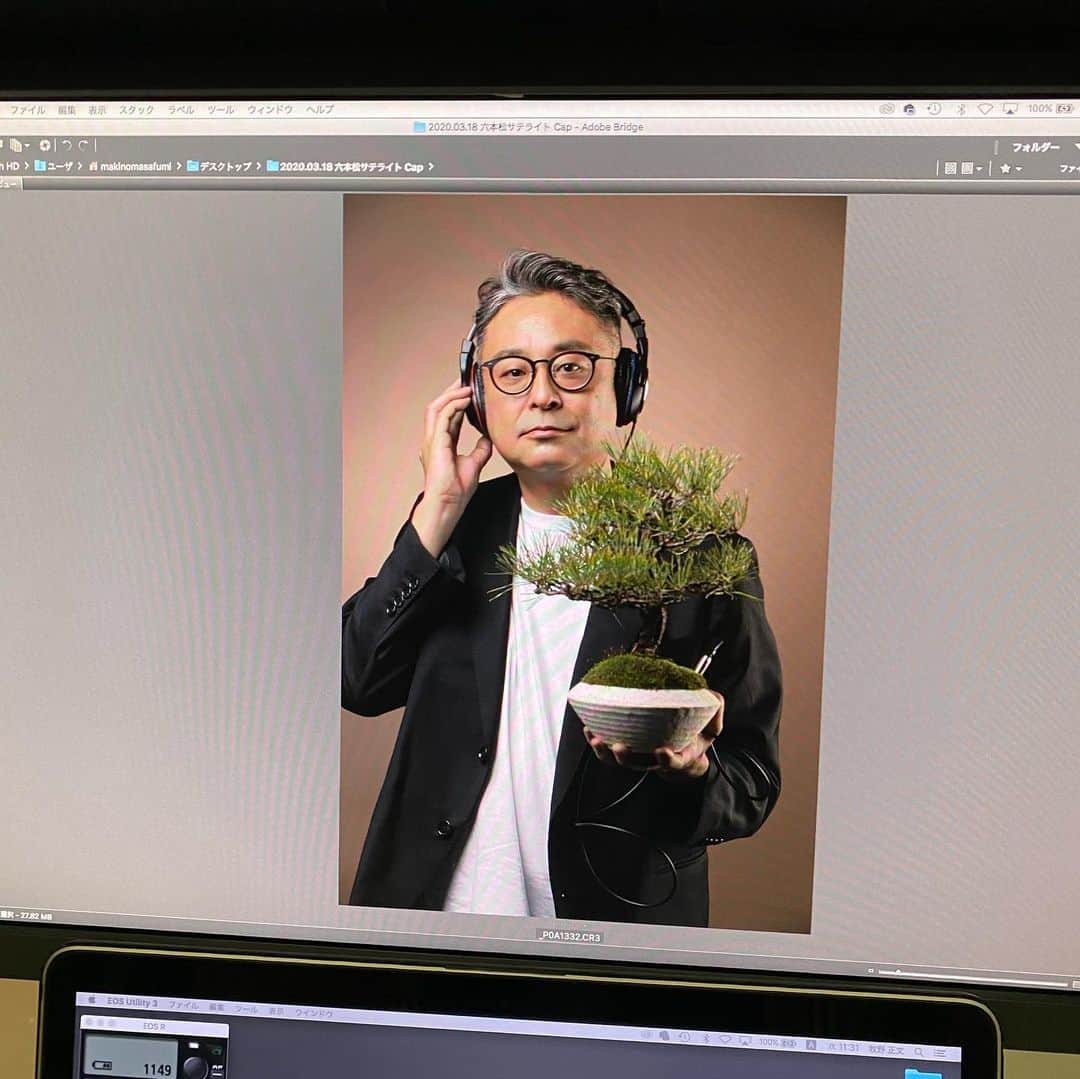 栗田善太郎のインスタグラム：「最後の収録もあれば、最初の収録もある！ 4月からNHK福岡放送局にて新番組『六本松サテライト』を担当させて頂きます！ 今日はポスター用スチール写真撮影、本番収録、動画撮影と盛り沢山。 4月には49歳になるラジオDJに新たな場を与えて頂きました！ 相方は飛ぶ鳥を落とす勢いの松隈ケンタ！！ 松隈君と九州の音楽やカルチャーを盛り上げます！ 1人喋りの番組ばかりの数年でしたので、久しぶりにはしゃいでしまった今回の収録。 初の九州沖縄ネットともなりますので、他県の方にも聴いて頂けます！ どうぞよろしくお願いします！！ #6000投稿目  #nhk福岡放送局  #六本松サテライト #松隈ケンタ  #九星隊」