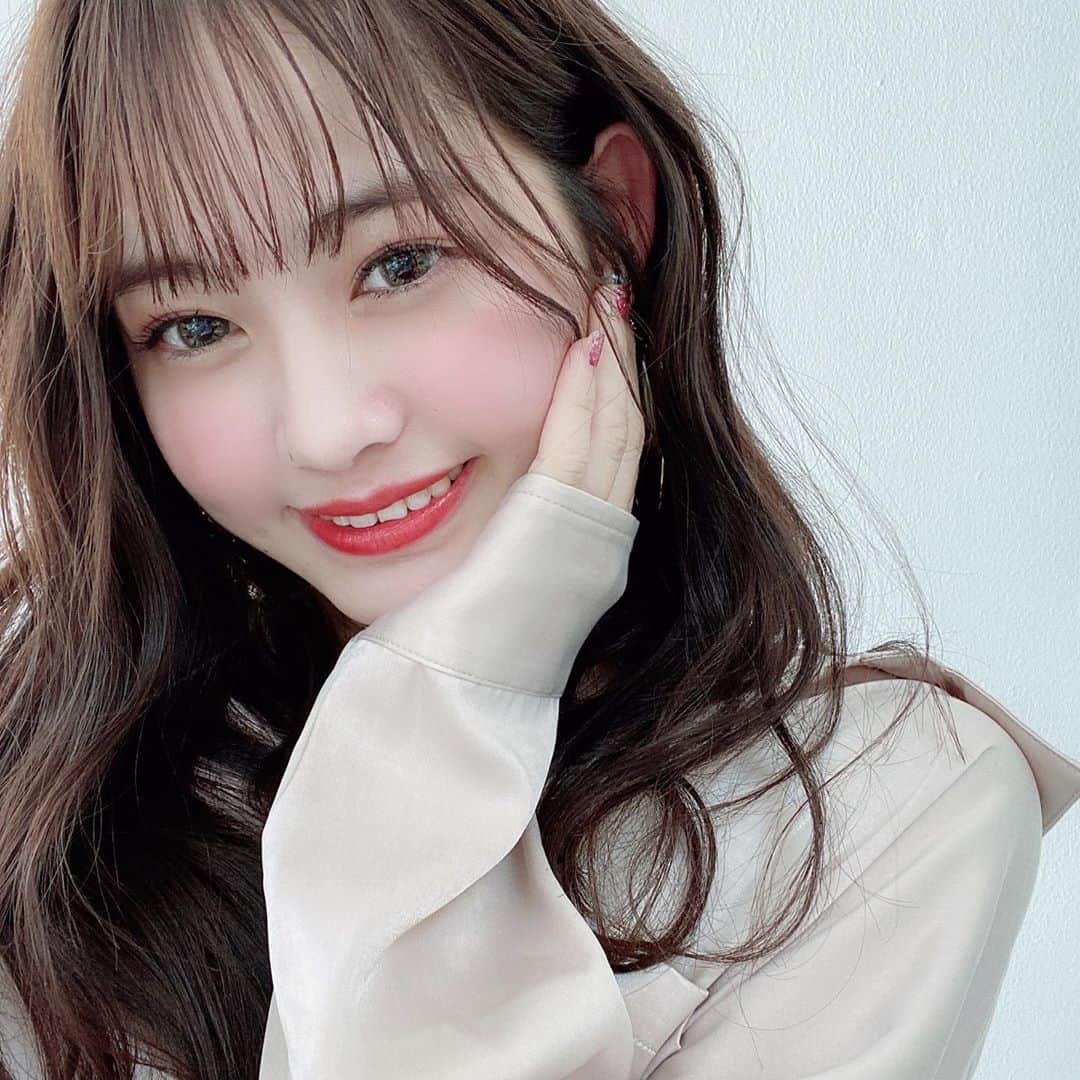 上水口姫香さんのインスタグラム写真 - (上水口姫香Instagram)「自撮り投稿〜♥️ #大人カジュアル #雰囲気 #雰囲気女子 #ふんわり #ふわふわ #桜 #おしゃん #おしゃれ #ピンク #美容 #自撮り」3月19日 0時11分 - hime___k