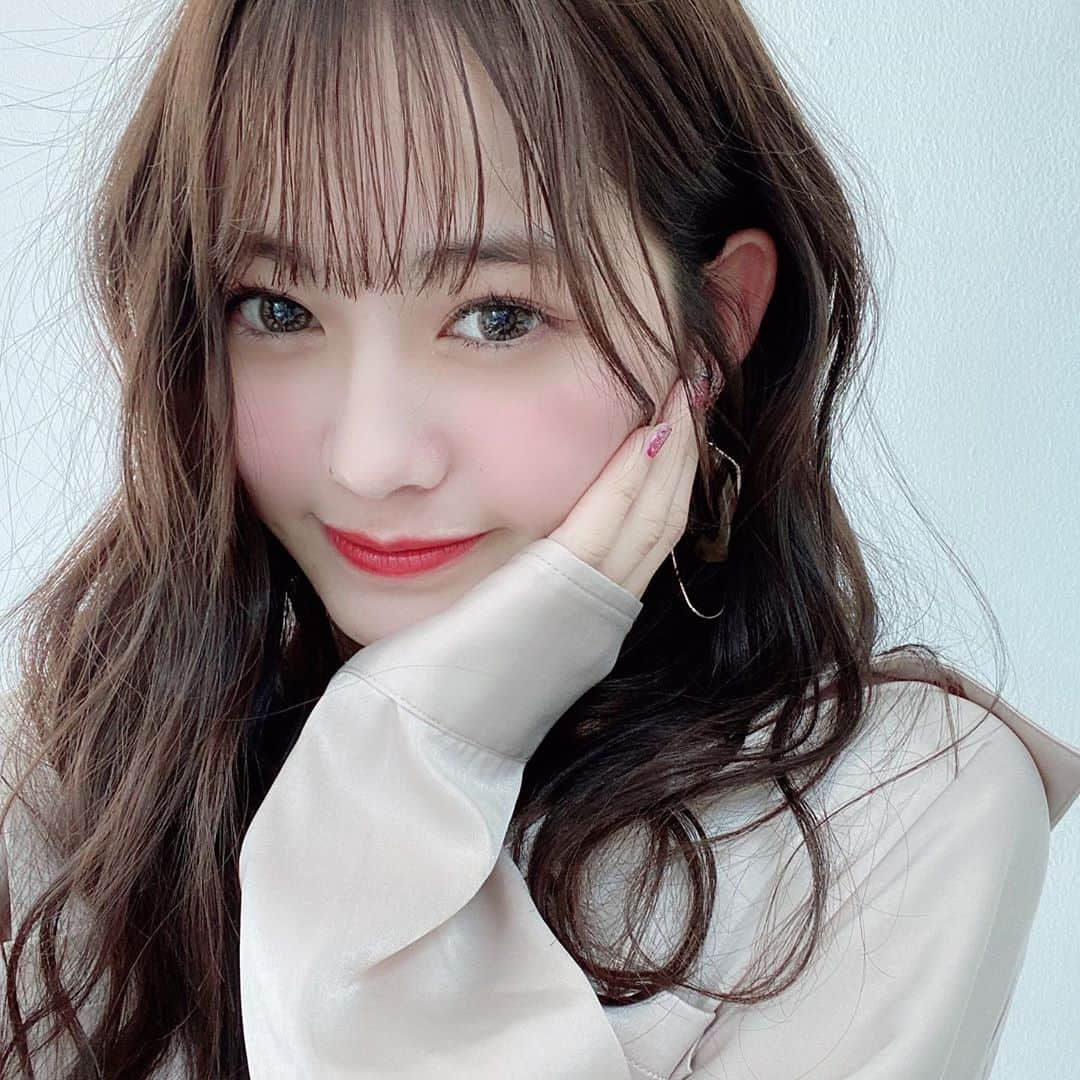 上水口姫香さんのインスタグラム写真 - (上水口姫香Instagram)「自撮り投稿〜♥️ #大人カジュアル #雰囲気 #雰囲気女子 #ふんわり #ふわふわ #桜 #おしゃん #おしゃれ #ピンク #美容 #自撮り」3月19日 0時11分 - hime___k