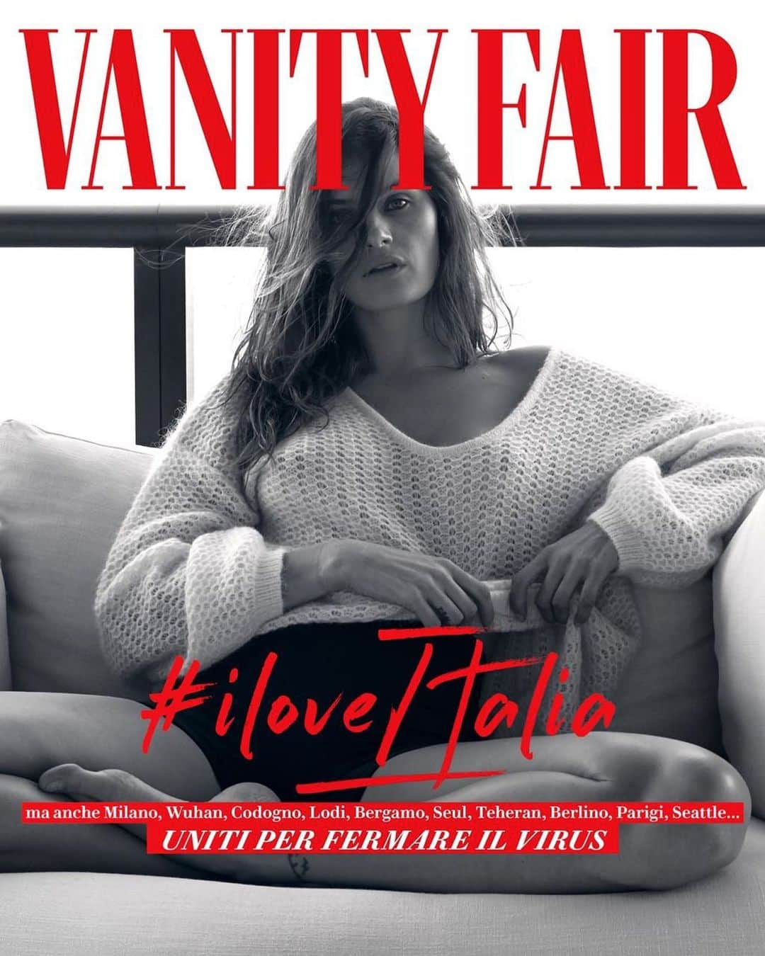 イザベリ・フォンタナさんのインスタグラム写真 - (イザベリ・フォンタナInstagram)「Italia amore mio! A country that always welcomes and comforts me with its liveliness, music, gastronomy and fashion! This Vanity Fair’s cover was made to show you that we are together and that we can beat this virus! In Italy, in my Brazil and in my 🌍 .  Italia amore mio! Um país que sempre me acolhe, conforta com sua vivacidade, música, gastronomia e moda! Esta capa da Vanity Fair é para dizer que estamos juntos e vamos vencer este vírus!  Na Itália, no meu Brasil e no meu 🌍  #iloveitaly #unitiperfermareilvirus」3月19日 1時45分 - isabelifontana