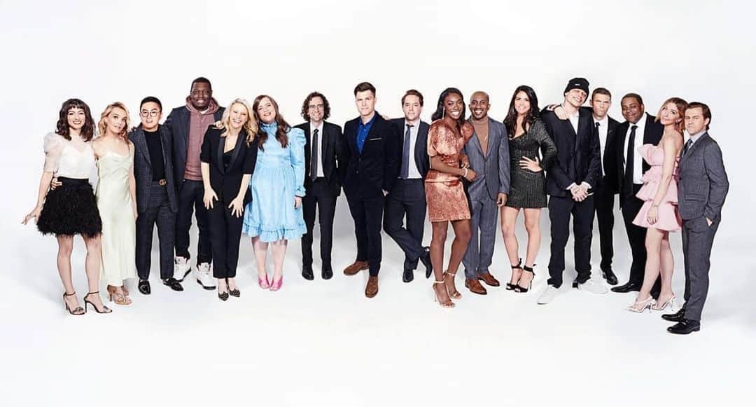 エイディー・ブライアントのインスタグラム：「three SNL eps cancelled and I miss em already! flatten that curve ☁️」