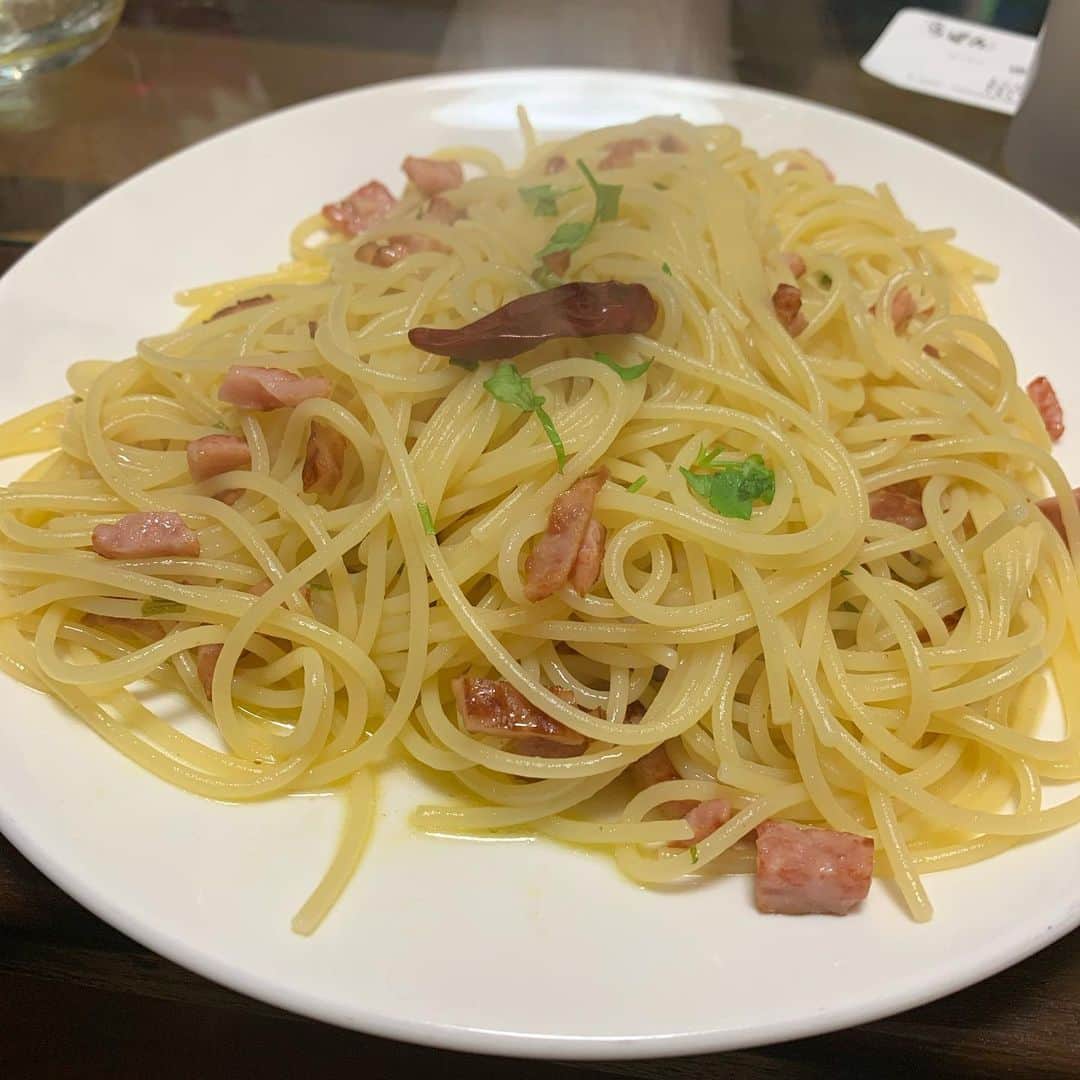 アイアム野田のインスタグラム：「動画撮ってない時に限ってめちゃ旨く出来た #ぺぺロンチーノ #アイアムキッチン」