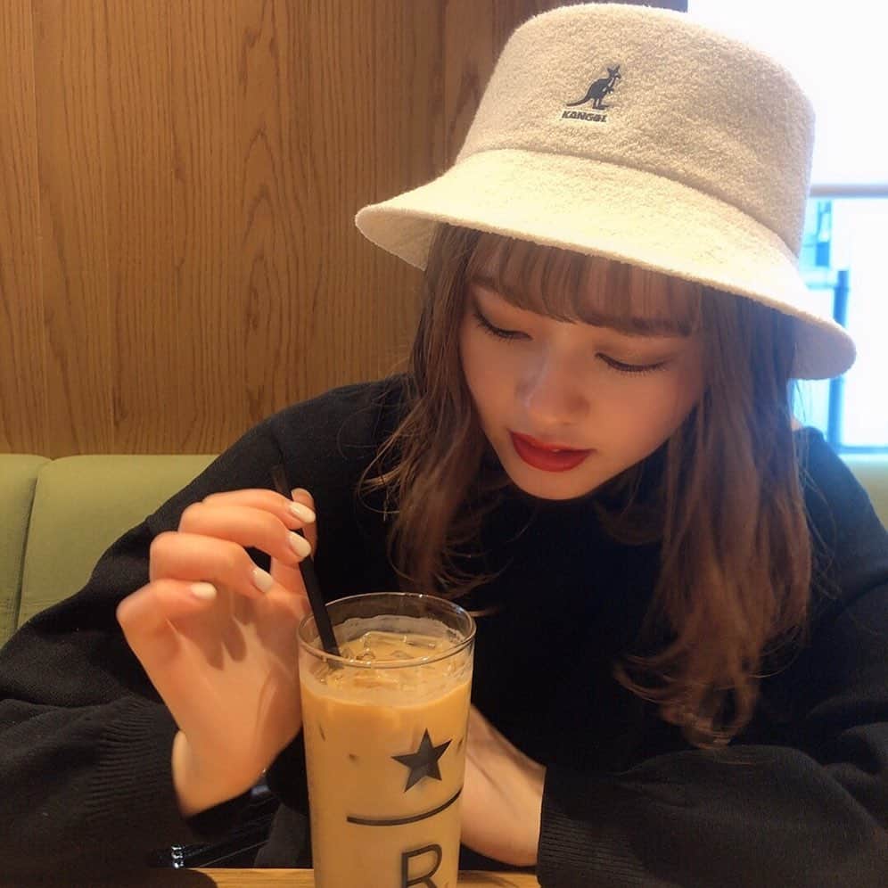 橘二葉さんのインスタグラム写真 - (橘二葉Instagram)「Break time☕️ 最近ブラックコーヒーの美味しさに気づいてんけど 頼んでしまうんはやっぱりカフェオレ 大人に成長したんかしてないんか🤷‍♀️ ・ ・ #二葉のつぶやき  #銀座 #東京カフェ #スタバ #coffee #cafe #tokyo #japan #starbucks #breaktime」3月19日 15時40分 - futaba_tachibana_tpd