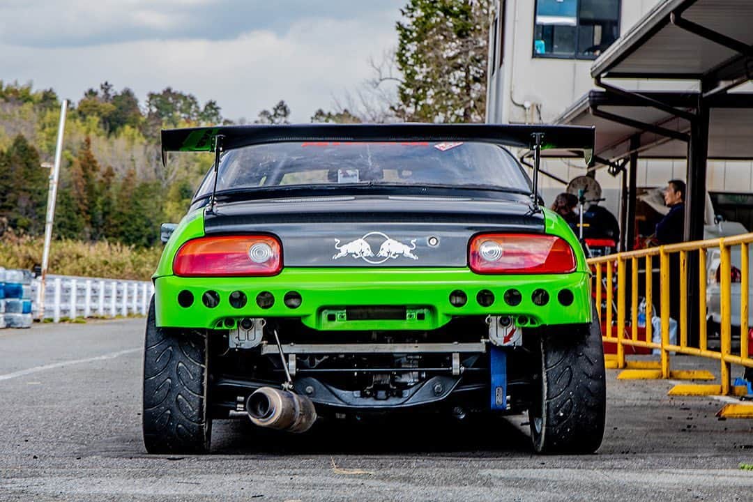 のインスタグラム：「_ My Honda PP1 BEAT at MLS (Motor Land SUZUKA). _ _ Shot on Mar-15 2020 at MLS (Motor Land SUZUKA). _ owner: @mistbahn photo: @mistbahn _ _ JP) 2020年3月15日、MLS（モーターランド鈴鹿）。 _ _ #mls #motorlandsuzuka #モーターランド鈴鹿 #hondabeat #hondabeatpp1 #pp1beat #ホンダビート #pp1 #beatpp1 #e07a #mtrec #trackaddict #hondasontrack #timeattack #timeattackjapan #kcar #keicar #軽自動車 #aslan #アスラン #aslan_inc_japan #skybeat #rsmach #te37 #rays #redbullhonda #poweredbyhonda #voltexracing #a050 #advan」