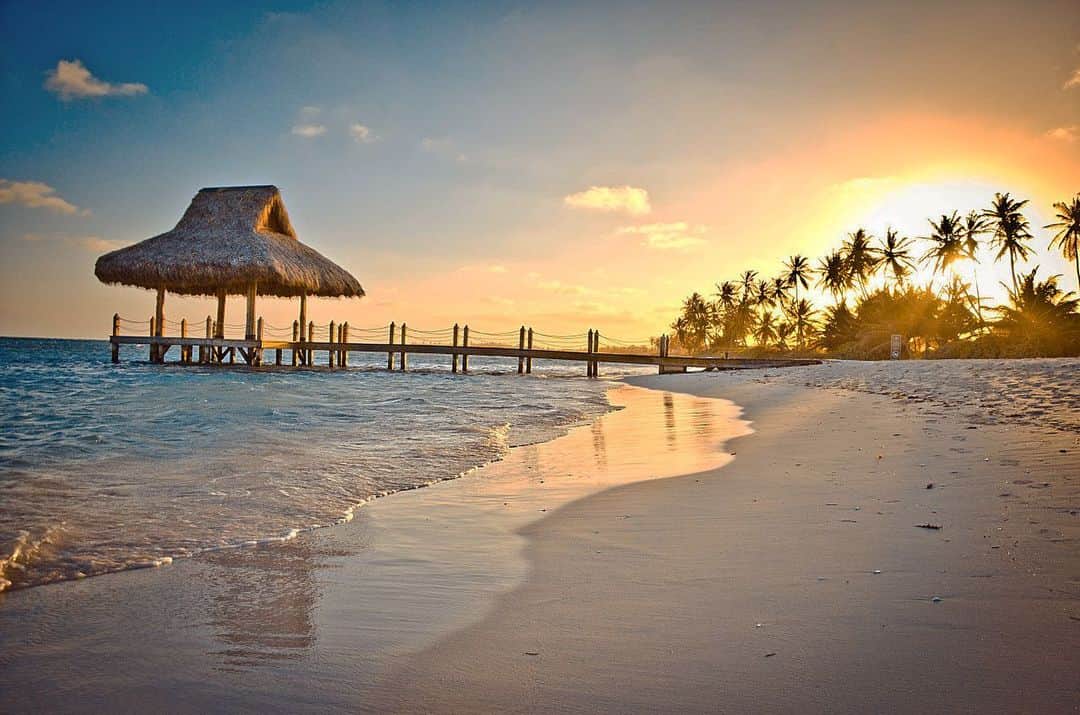 エディー・マーティンさんのインスタグラム写真 - (エディー・マーティンInstagram)「#dominicanrepublic #misshavingalife #travel #beach」3月19日 8時45分 - eddymartin