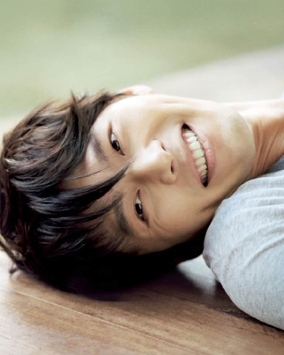ヒョンビンのインスタグラム：「[2011 Hite] 🍺 —— #hyunbin #현빈 #ヒョンビン #玄彬」