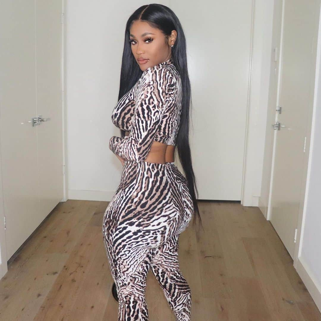 Lira Mercerさんのインスタグラム写真 - (Lira MercerInstagram)「🦓 @beyanihaircollection」3月19日 9時51分 - lira_galore