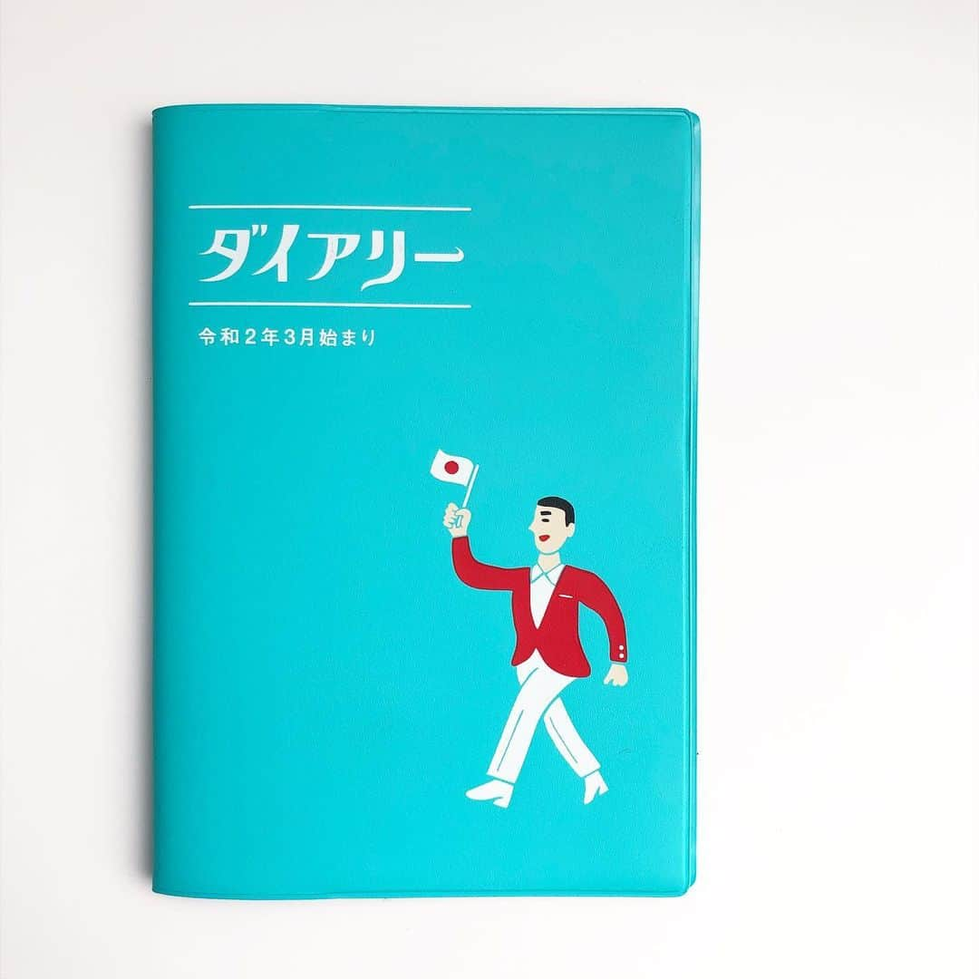 山本浩未さんのインスタグラム写真 - (山本浩未Instagram)「デザインがシンプルでコンパクトで使いやすくてずっとリピしてる#zeitplan のスケジュール帳📘 2020年はオリンピックヴァージョンで！と楽しみにしてたのに2、月末からバタバタのまま3月になっちゃって、、今日また今後の発表があるようで、、どーなるかわからないけど…頑張ろう🇯🇵」3月19日 11時12分 - hiromicoy