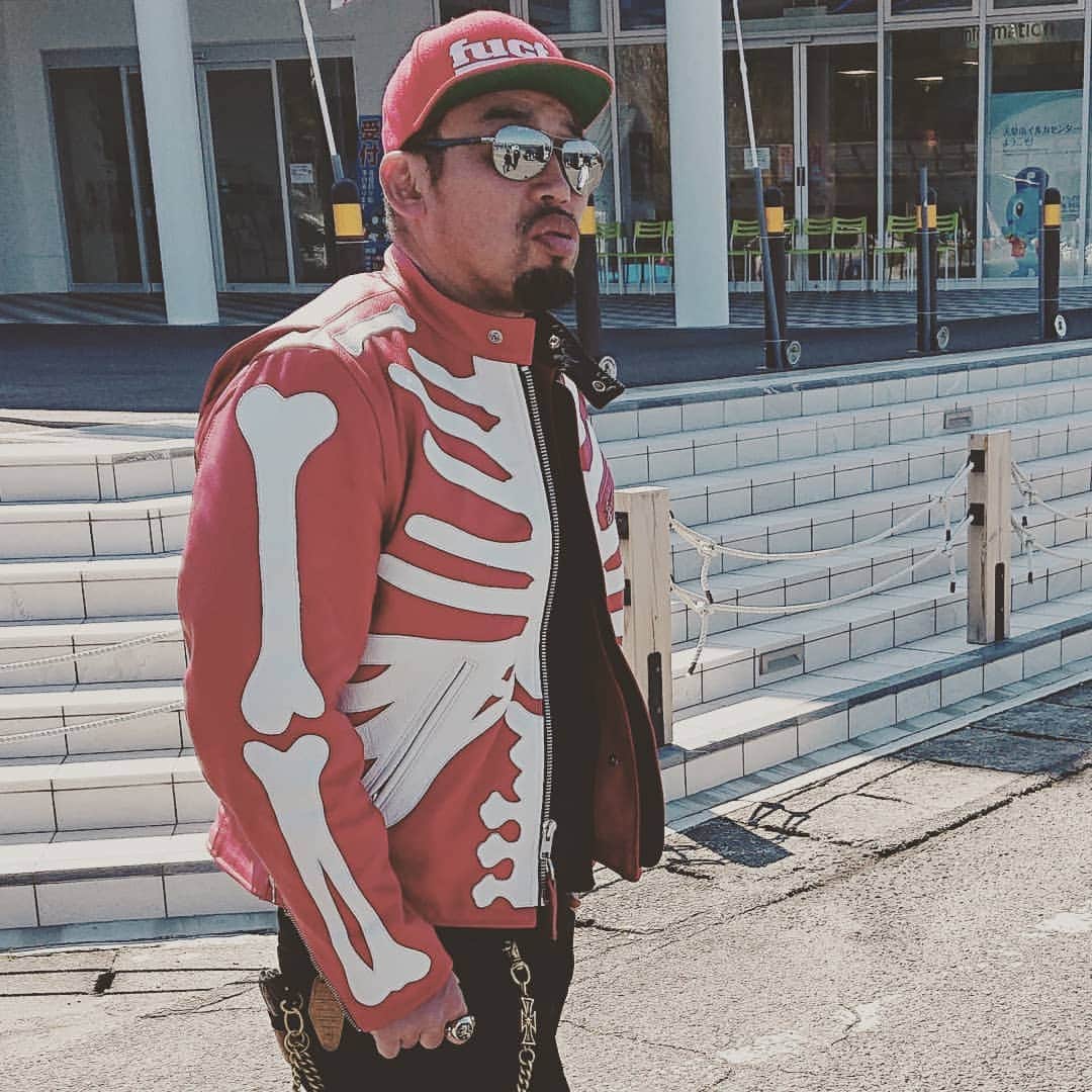 のインスタグラム：「結局買いました☺️ #武蔵 #vanson #vansonleathers」