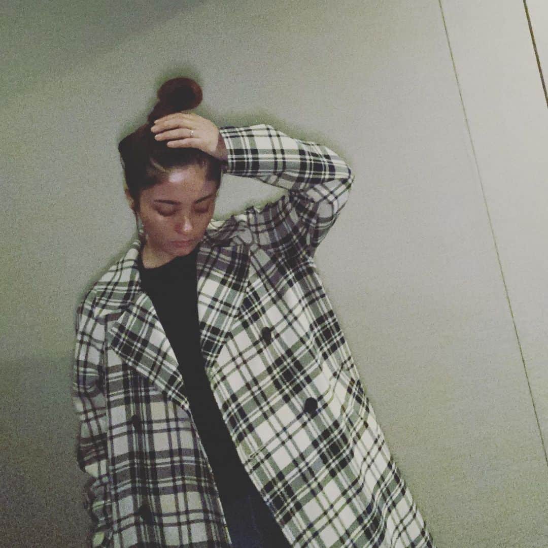 のインスタグラム：「暖かくなってきたね！  #fashion  #ootd  #today #superamarket  #caban」