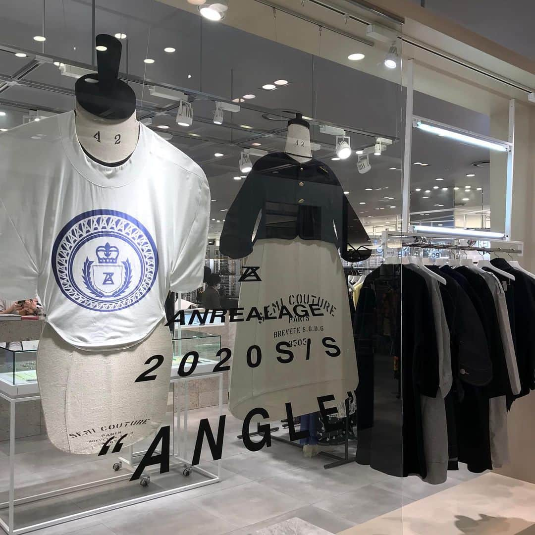 HANKYU.MODEさんのインスタグラム写真 - (HANKYU.MODEInstagram)「ANREALAGE POP UP STORE　 Until 3/24 At 3F 『D-LAB』 詳しくはプロフィールURLをチェック！ #Hankyu #HANKYUMODE #umedahankyu #阪急うめだ本店 #うめだ阪急 #阪急百貨店 #osaka #umeda #mode #ANREALAGE #アンリアレイジ #ANGLEコレクション」3月19日 12時15分 - hankyumode