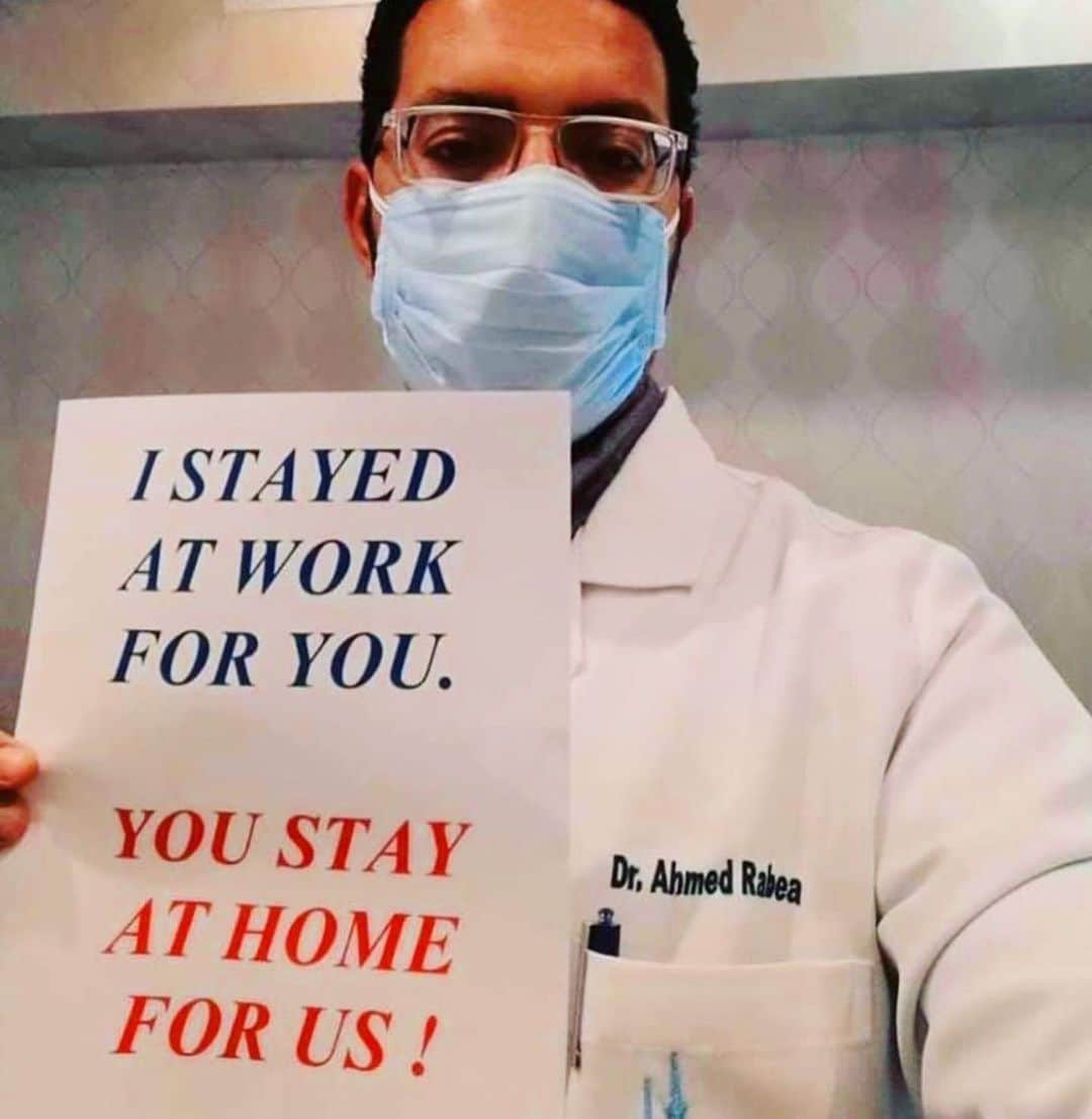 ケイト・ハドソンさんのインスタグラム写真 - (ケイト・ハドソンInstagram)「Save lives, stay home! Thank you to all the healthcare workers that are and will be working tirelessly. We love you 🙏 #Repost @katiecouric ・・・ Thank you healthcare workers! We ❤️ you and appreciate you!!! 👏🏼👏🏼👏🏼」3月19日 12時29分 - katehudson