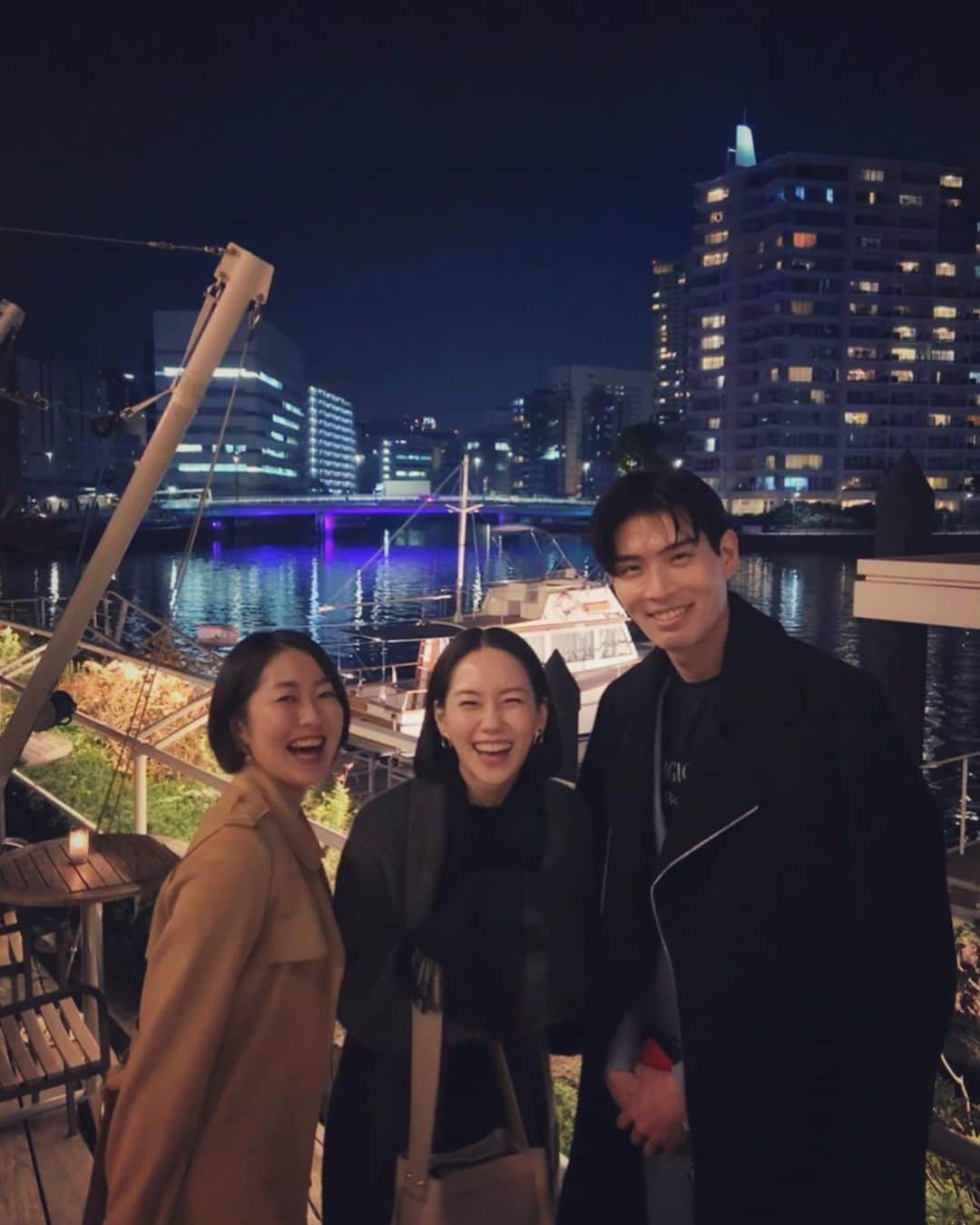 田中こなつさんのインスタグラム写真 - (田中こなつInstagram)「💃🦔🕺🌙 #love #friends #dinner #special #nightview #大好きな2人  #♡」3月19日 12時32分 - konatsu_tanaka