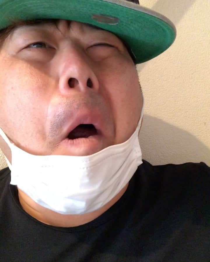 のインスタグラム：「家に工事きてマネするクセでた #工事 #クセ #マネ」