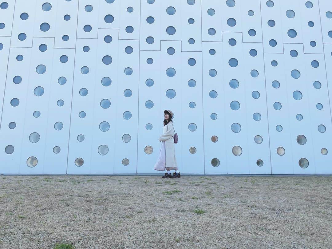 秋波愛さんのインスタグラム写真 - (秋波愛Instagram)「✿.* . . . ぽかぽかだとおでかけしたくなるね🧸🌸 . . . #金沢海みらい図書館 #海みらい図書館  #石川県 #金沢 #金沢旅行 #図書館  #japantrip #kanazawa #travel  #tripgram #library #japanesegirl  #あいちん #秋波愛 🐇🎀」3月19日 13時43分 - akinamiai