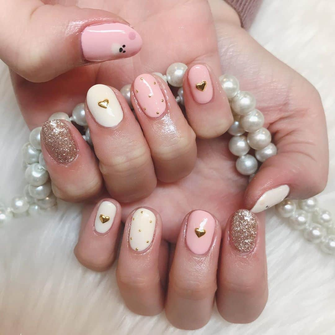 雨宮由乙花さんのインスタグラム写真 - (雨宮由乙花Instagram)「‪‪❤︎‬ New nail ‪‪❤︎‬ ﻿ ﻿ 親指のクマさんがポイント🐻﻿ ゆるかわネイルです‼️﻿ ﻿ 今回は @raviy31 でやってもらったよ🍓﻿ 店の雰囲気 超可愛かった〜🥺﻿ ﻿ #raviy #ネイル #ゆるふわネイル」3月19日 14時13分 - _pinkbunnygirl_