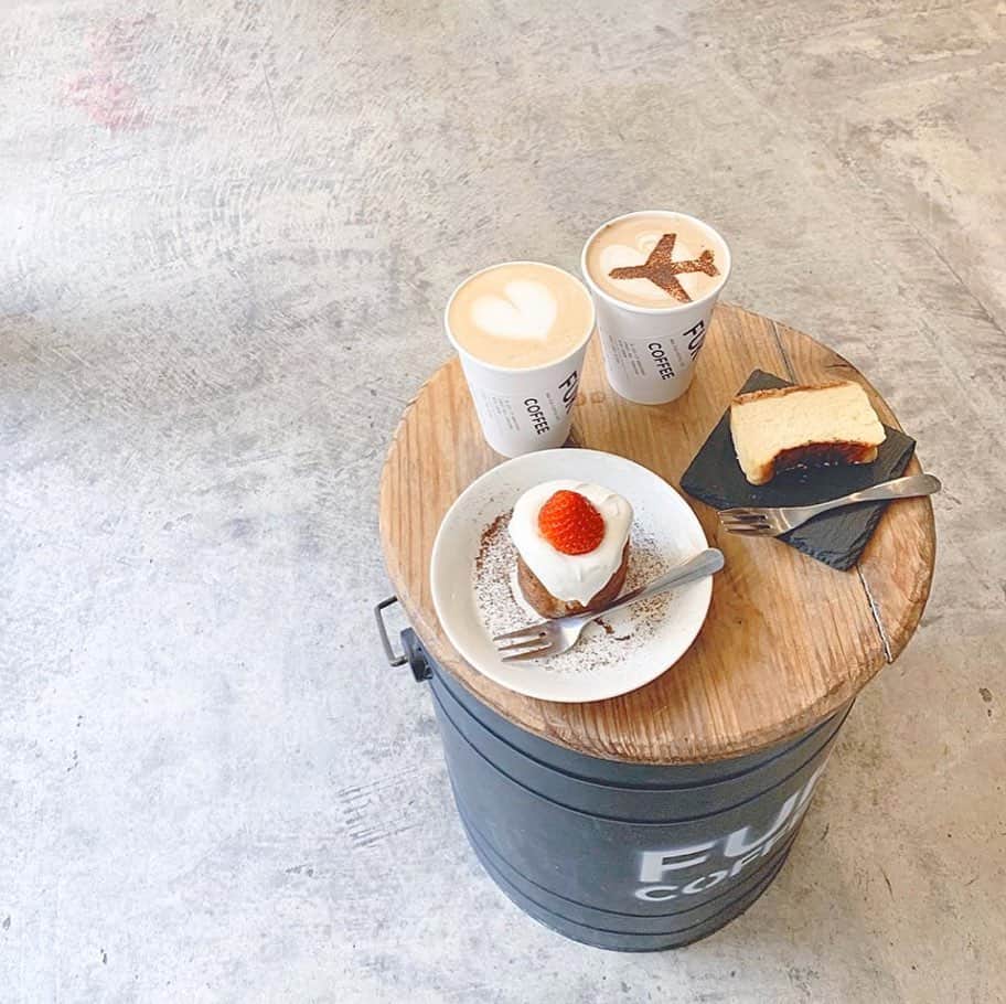 ローリエプレス編集部のグルメインスタ