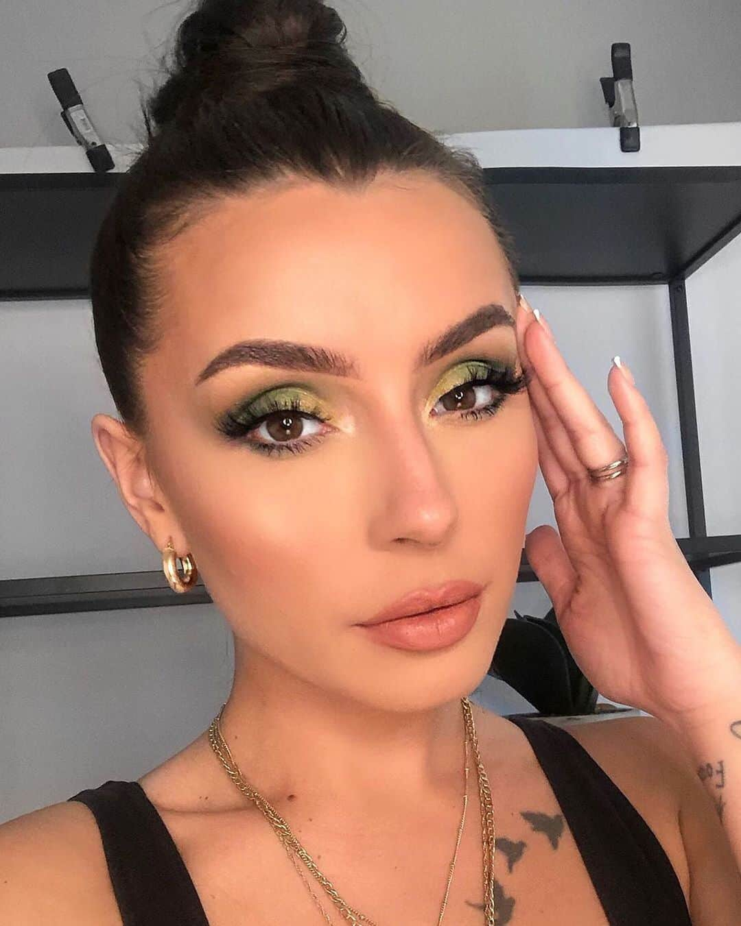 Kylie Cosmeticsさんのインスタグラム写真 - (Kylie CosmeticsInstagram)「@jayyglamm slaying those Kybrows 💕 shade: dark brown ✨」3月20日 0時54分 - kyliecosmetics