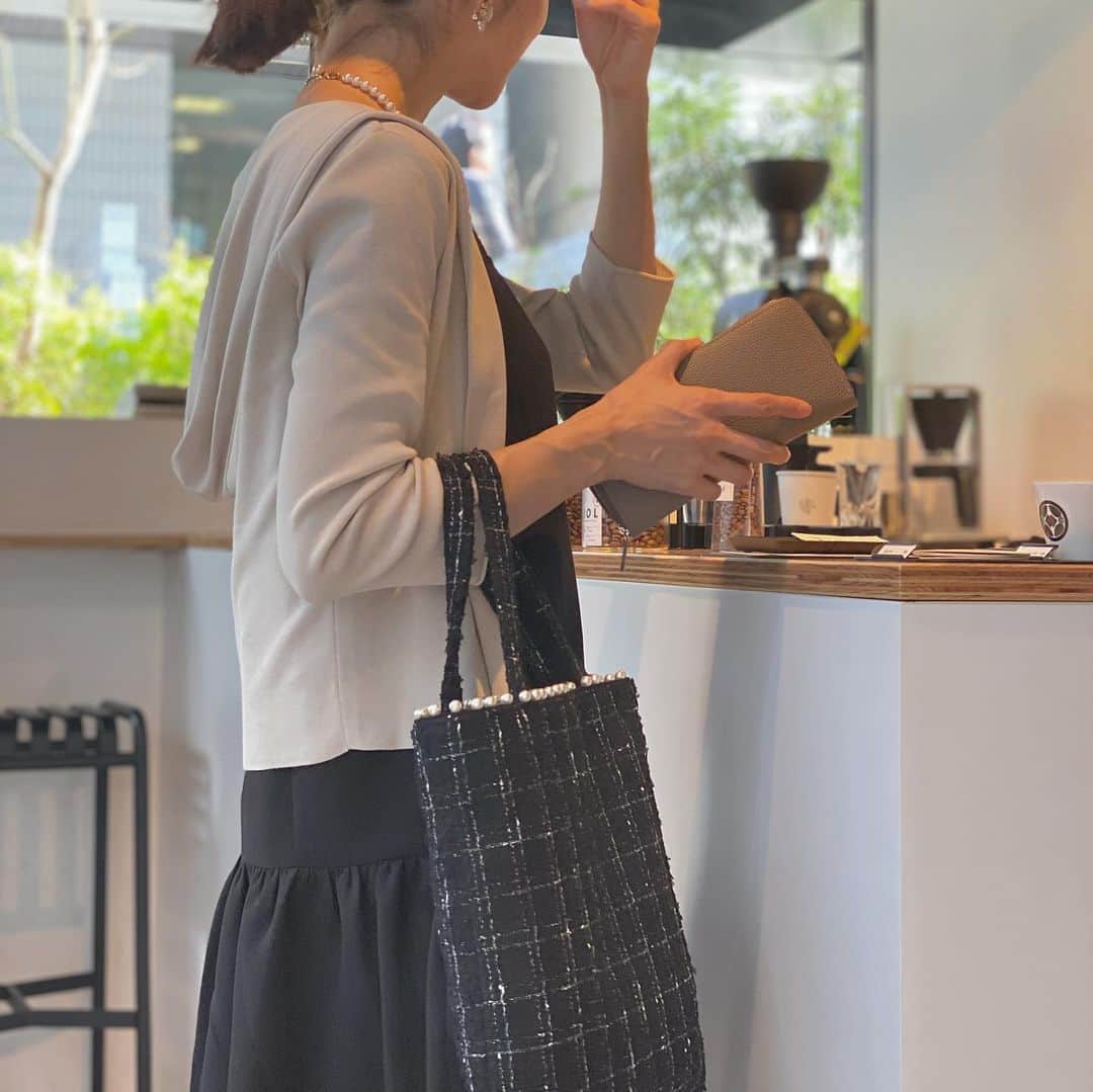 木本泉さんのインスタグラム写真 - (木本泉Instagram)「-﻿ "GLITCH COFFEE BREWED@9th"﻿ ﻿ 好みの豆でコーヒーを作っていただけるカフェ﻿ ﻿ KENYAにしました！﻿ ﻿ #glitchcoffeebrewed#赤坂カフェ#カフェ#cafe」3月19日 16時37分 - izumikimoto