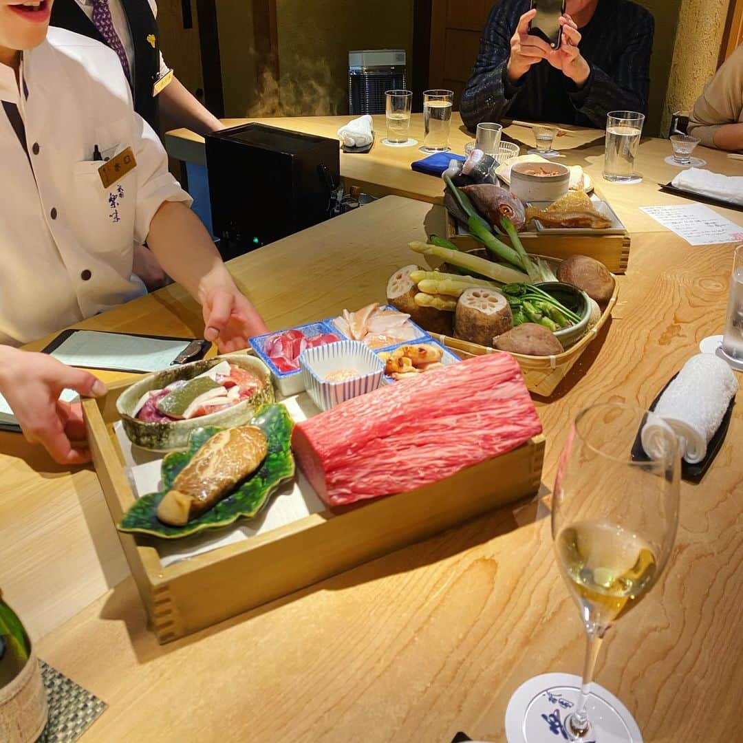小泉里子さんのインスタグラム写真 - (小泉里子Instagram)「祇園で美味しい食事を堪能。 皆さん、明るくて仲が良くて最高です。美味しく楽しい時間をありがとうございました。  #祇園楽味 #京都」3月19日 18時17分 - satokokoizum1