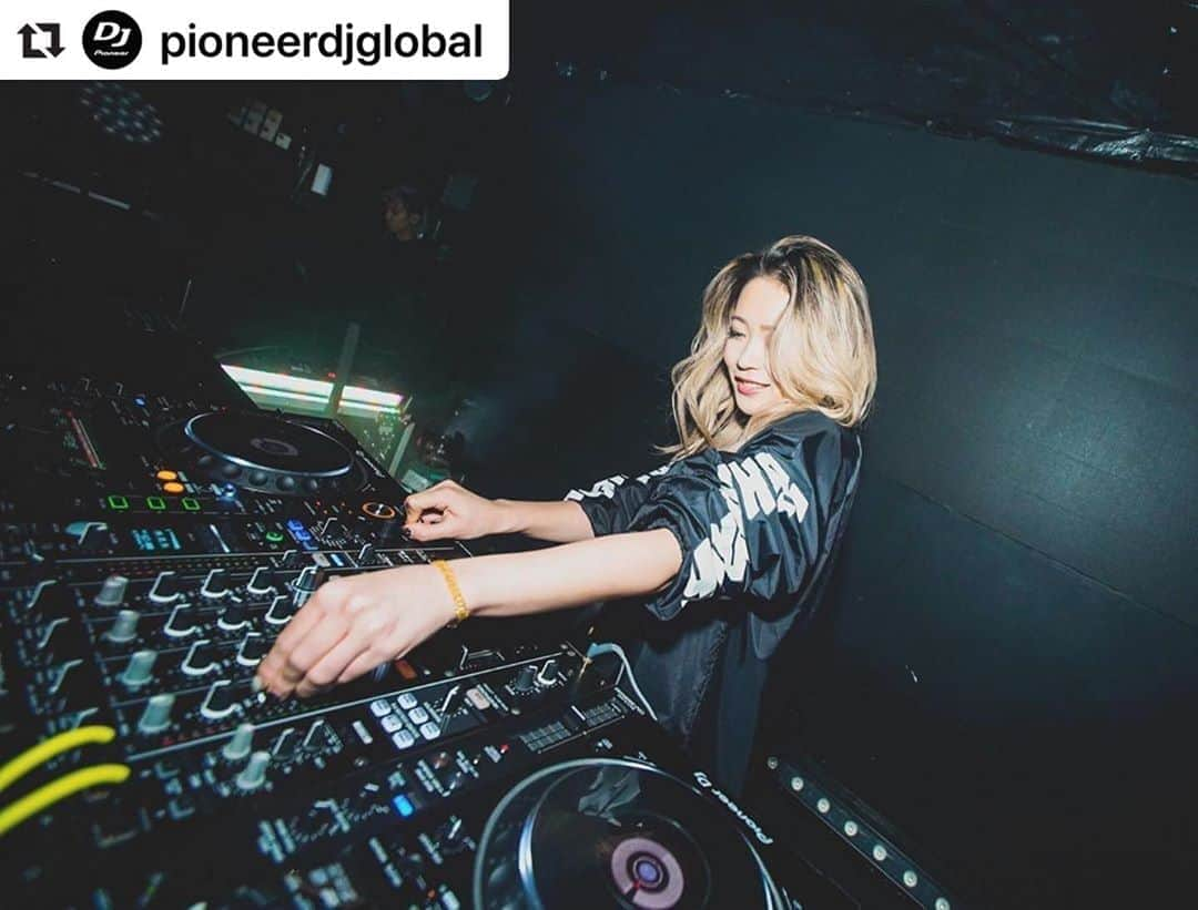 DJ KEIKOさんのインスタグラム写真 - (DJ KEIKOInstagram)「Thank u @pioneerdjglobal 💎  #Repost @pioneerdjglobal ・・・ Perfection 🤝 Performance. Here's Japanese DJ @djkeikojp on the decks at @atom_tokyo. #djkeiko  #PioneerDJ 📸 @djkeikojp」3月19日 19時11分 - djkeikojp