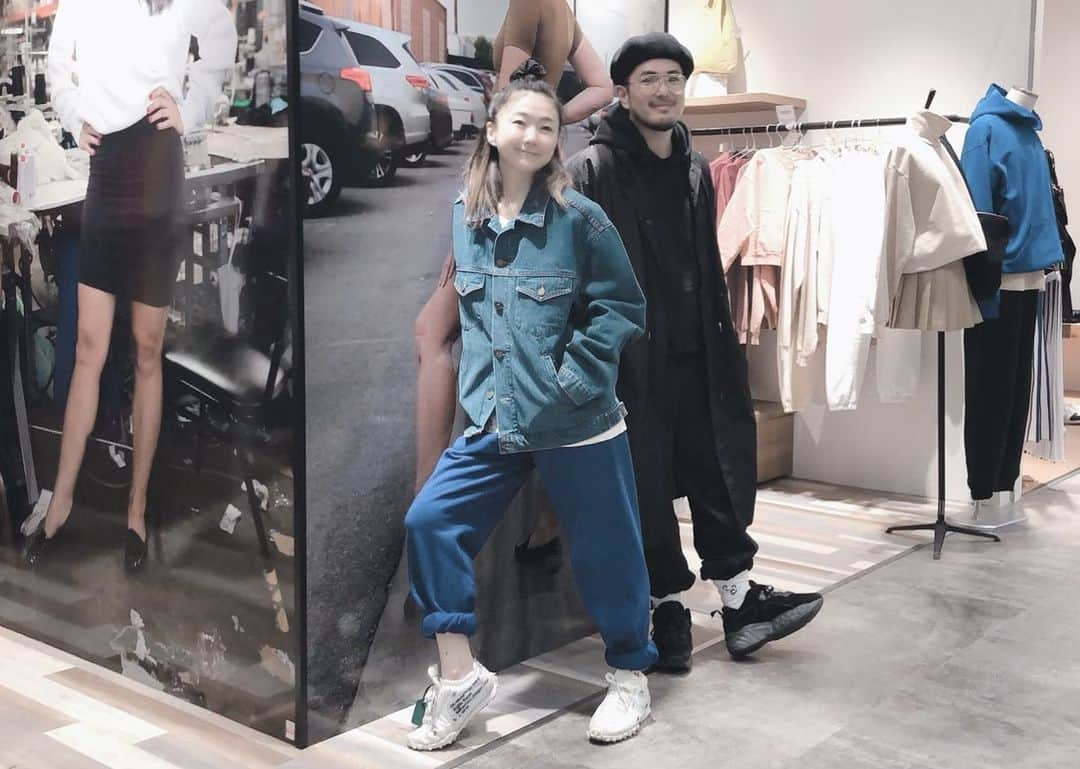 岸本佳子さんのインスタグラム写真 - (岸本佳子Instagram)「Los Angeles apparel 🇺🇸 日本上陸 #losangelesapparel #tokyo #shopping #ラフォーレ原宿」3月19日 20時43分 - yoshico_kishimoto