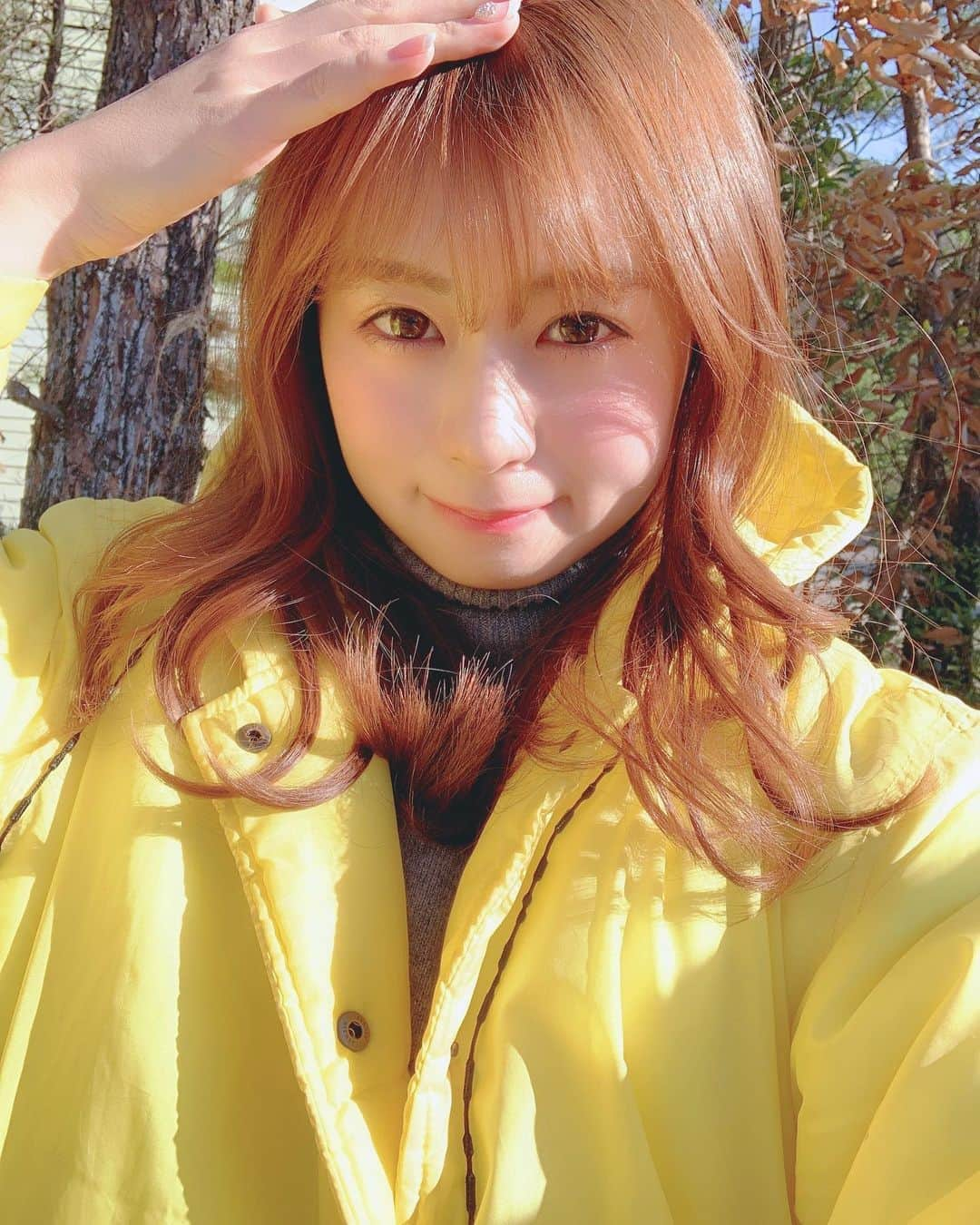 宮本りおさんのインスタグラム写真 - (宮本りおInstagram)「もっと黄色のアイテム増やしたいな💛💛💛 #黄色 #春服 #アイテム #春」3月19日 21時03分 - rio_miyamoto83