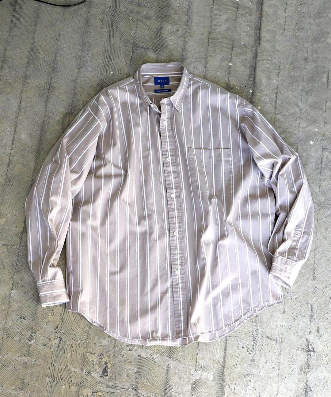 BEAMS MENさんのインスタグラム写真 - (BEAMS MENInstagram)「… BEAMS ORIGINAL Stripe Easy Shirt ・ #beams」3月19日 20時57分 - beams_mens_casual