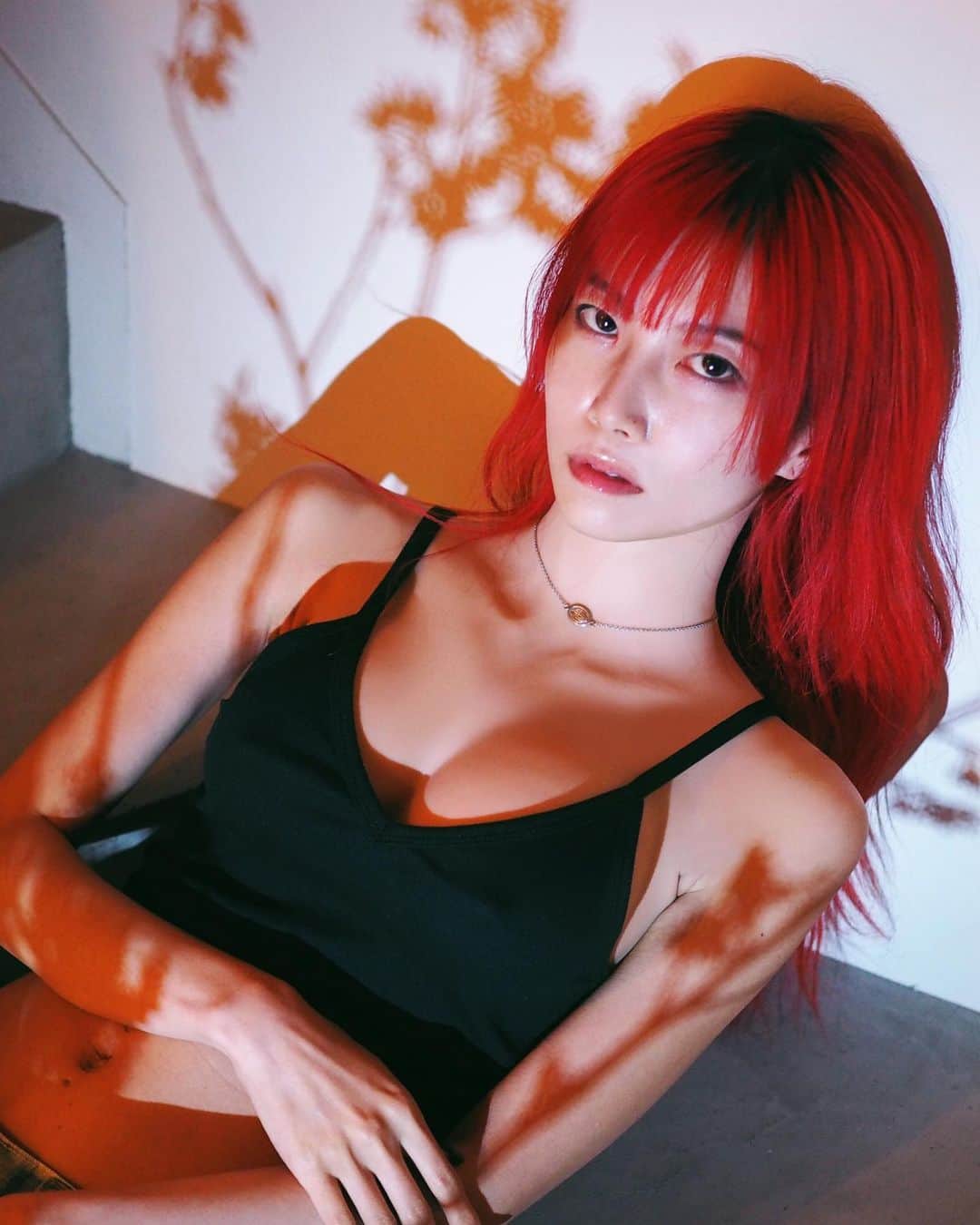 si ouxのインスタグラム：「着るおっぱい を入手しました。これはすごいです」