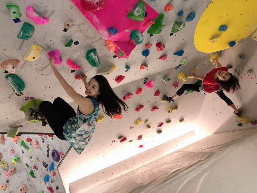 茨木菜緒さんのインスタグラム写真 - (茨木菜緒Instagram)「. &WALLで クライミング🧗‍♀️撮影♡ 初めての体験だったけど、 スリルもあってめっちゃ楽しかった🥺ハマりそう💫💫 . . #andwall #クライミング #climbing #ボルダリング #bouldering #ジム #大阪 #新石切 #エルグモデル #model #楽しくていい運動にもなるって最高🤙🏾🤩」3月19日 21時27分 - kudonao2218