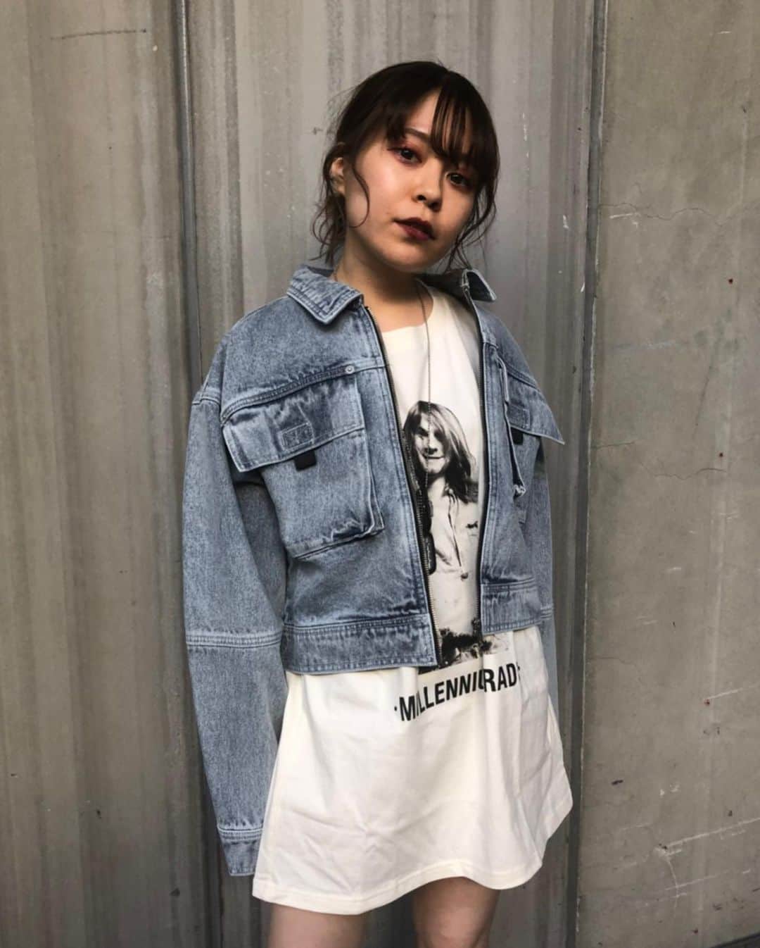 XGIRL_ootdさんのインスタグラム写真 - (XGIRL_ootdInstagram)「Outer mix and match outfit/アウターコーディネート着回しvol.6🧥🌸 ・ 『BLEACHED JACKET ¥16,000+tax』 ・ ・ #xgirl_ootd  @__wendys2  #xgirl #xgirljp #xgirlus #hiroshimaparco #jacket #mixandmatch」3月19日 21時38分 - xgirl_ootd