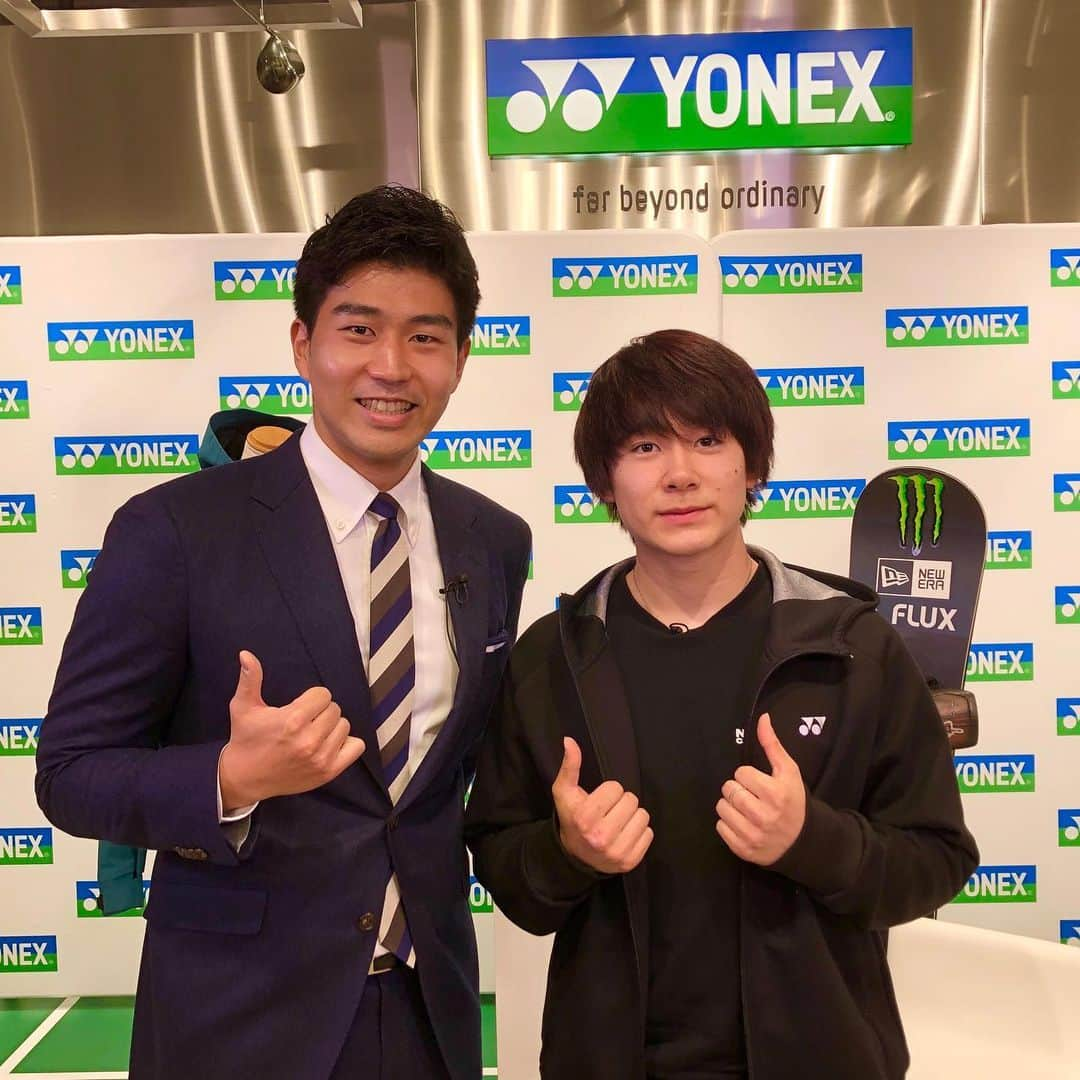 内野泰輔さんのインスタグラム写真 - (内野泰輔Instagram)「今日は スノーボード男子ハーフパイプで、先月行われた伝統の一戦ＵＳオープンを初優勝した戸塚優斗選手にお話を伺いました🏂  USオープン優勝は日本勢4人目の快挙❗️ 今大会優勝の事はもちろん、2年前の平昌オリンピックからの成長、そして、今後についても聞いてきましたよ！  18歳とは思えない落ち着きに驚きましたが、時より見せる等身大の笑顔も素敵でした😄  詳しくは今日のLive News αスポーツコーナーで！  #戸塚優斗 選手 @yuto_totsuka  #スノーボードハーフパイプ #usオープン #平昌オリンピック代表 #スノーボード #スノボ  #LiveNewsα #ライブニュースα #フジテレビ#fujitv #ニュース #三田友梨佳 #内田嶺衣奈 #内野泰輔 #鈴木唯 #安宅晃樹 #今湊敬樹」3月19日 22時14分 - taisuke_uchino