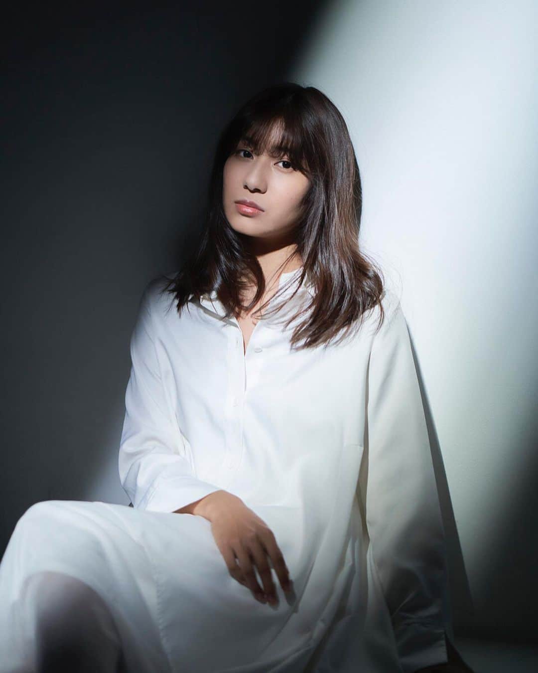 松岡那夏さんのインスタグラム写真 - (松岡那夏Instagram)「🌕 . . photographer @art_atsushi  hair&makeup @misahairmake  model @naka_matsuoka . . . . #shooting#tokyo#japan#testshoot#photo#photography#camera#model#fashion#beauty#hair#hairstyle#me#good#naturalmakeup」3月19日 23時36分 - naka_matsuoka